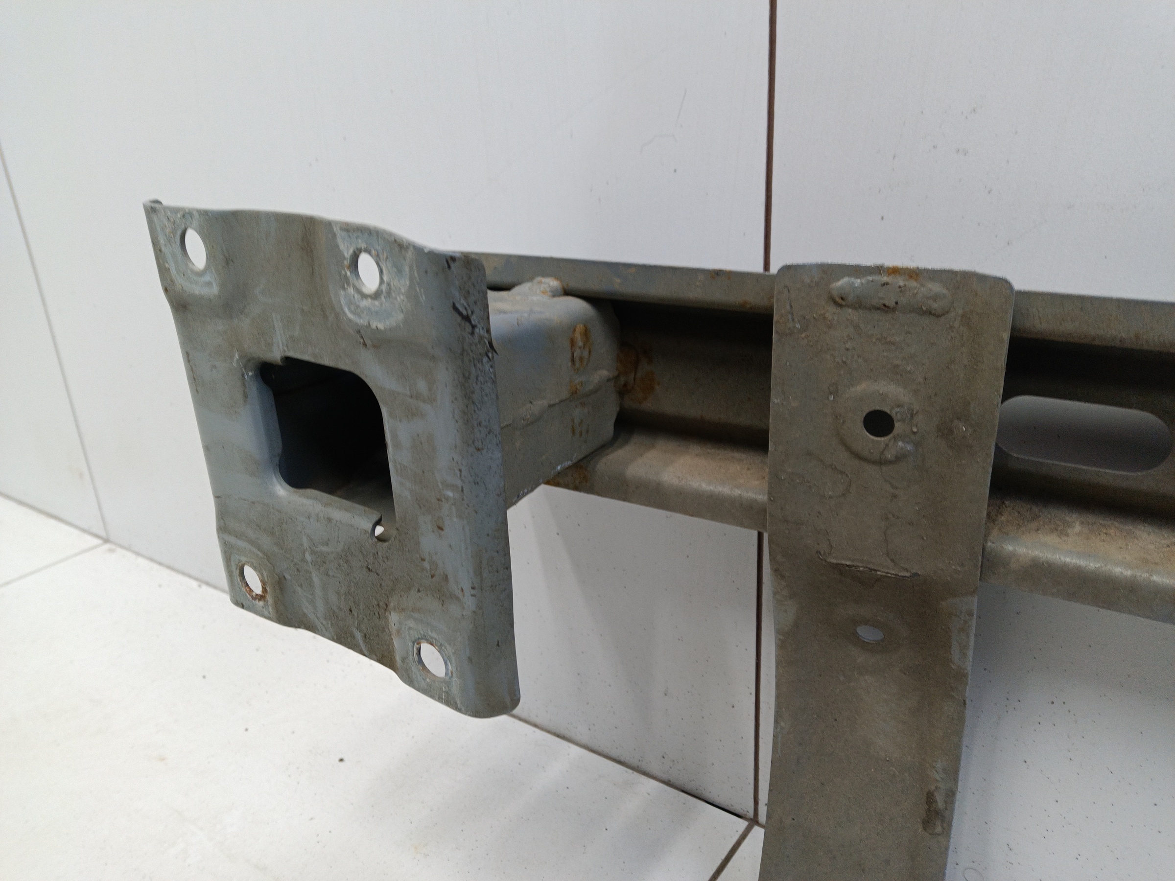 Усилитель заднего бампера Haval Jolion