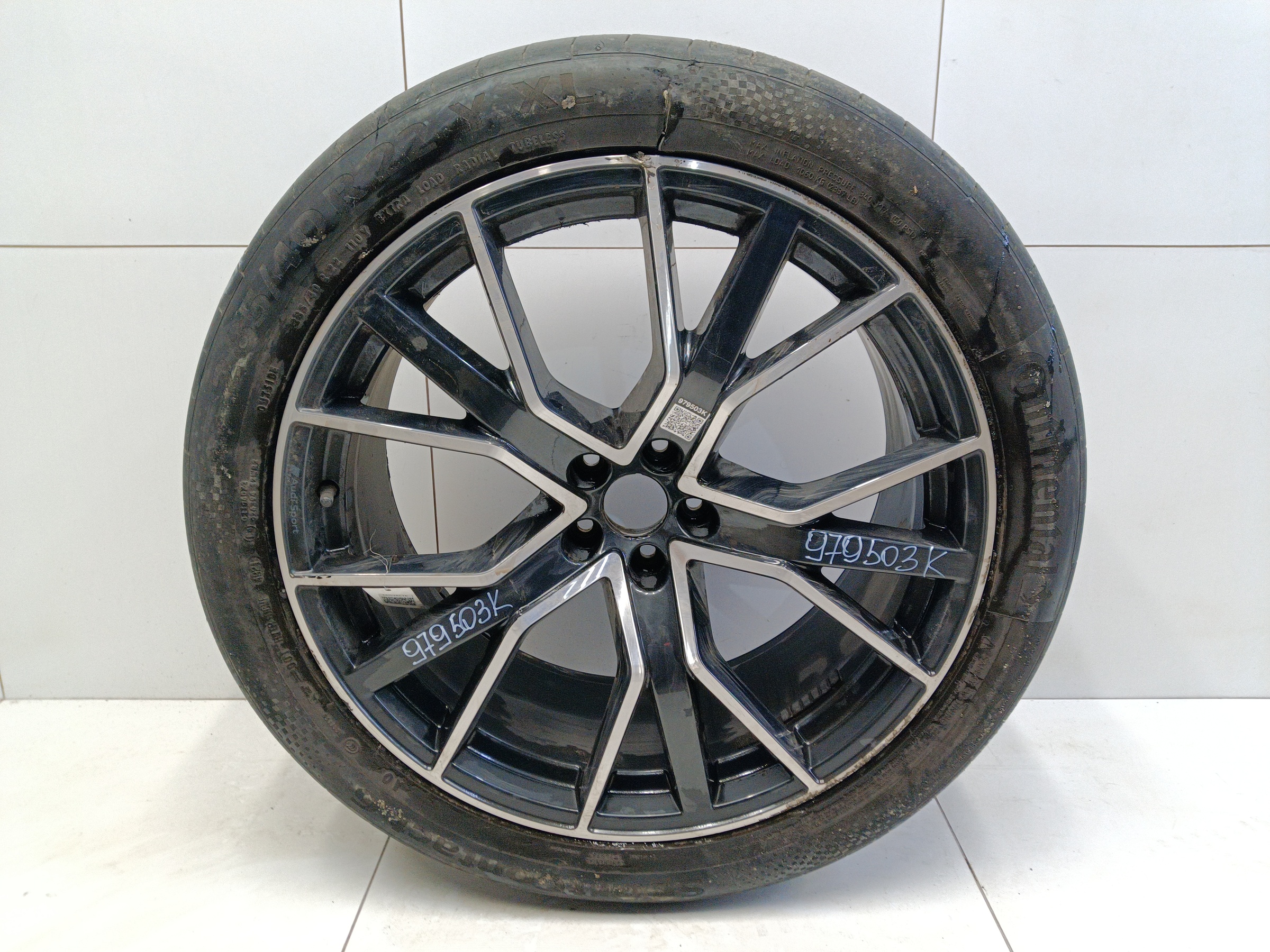 Диск колеса литой Audi Q8 R22