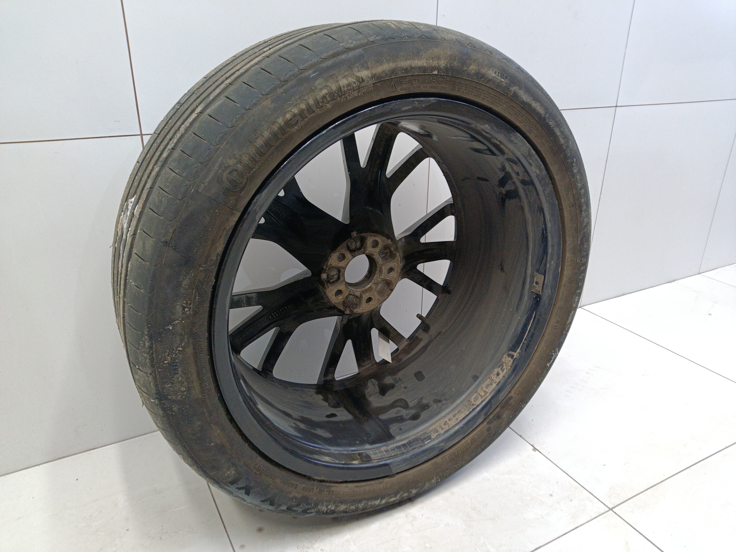 Диск колеса литой Audi Q8 R22