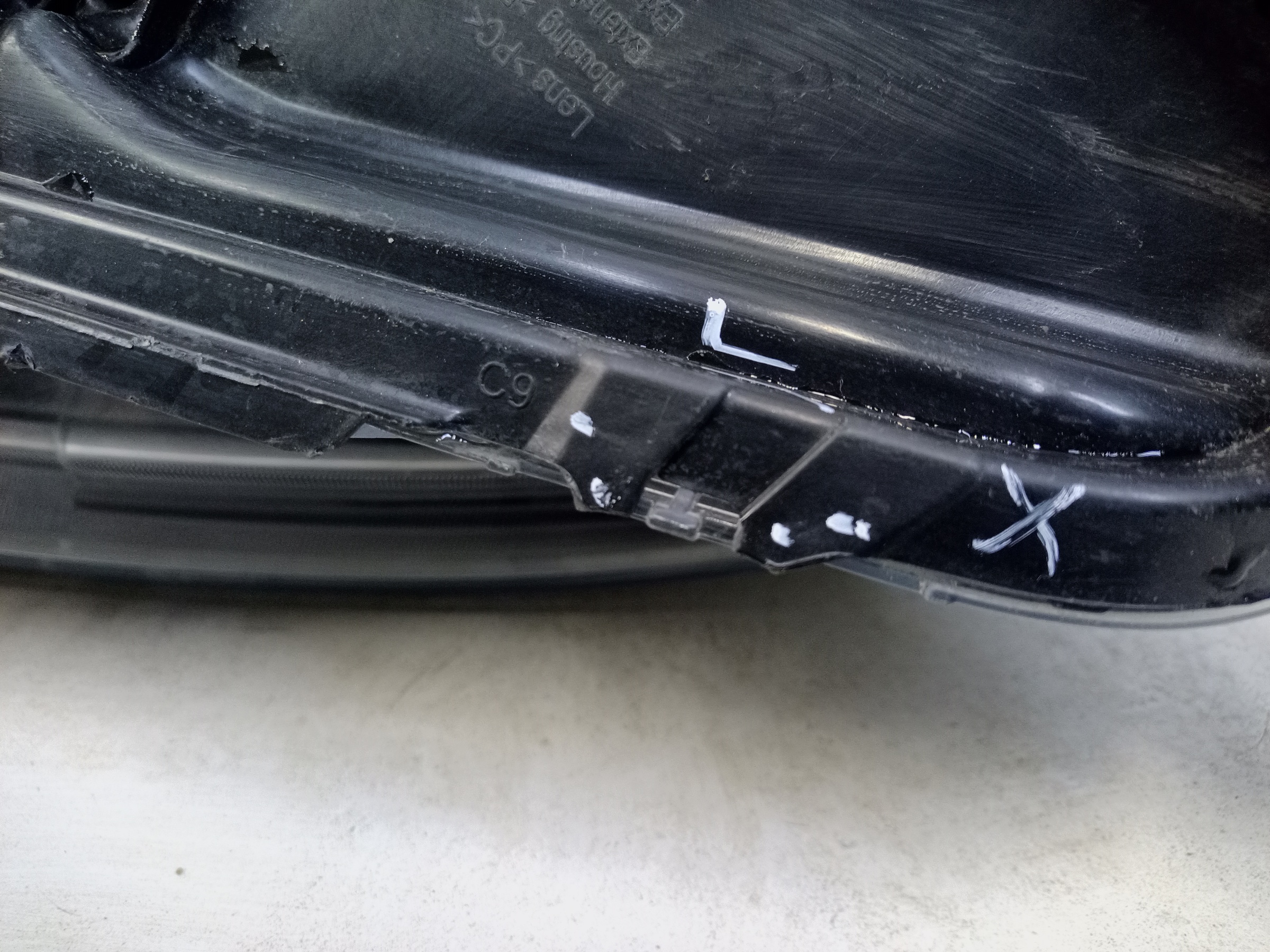 Фара передняя правая Nissan Qashqai 2 Restail LED