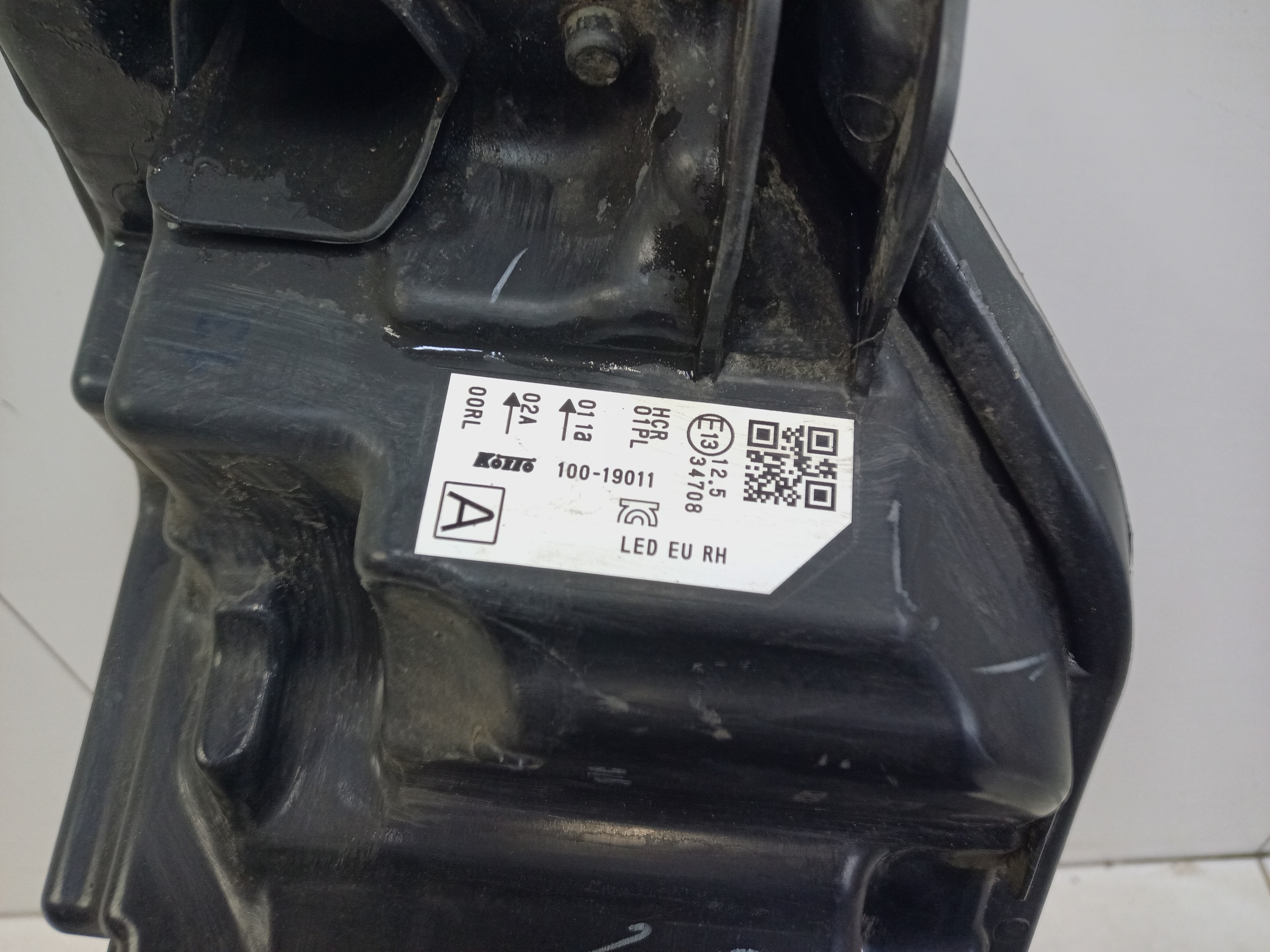 Фара передняя правая Nissan Qashqai 2 Restail LED