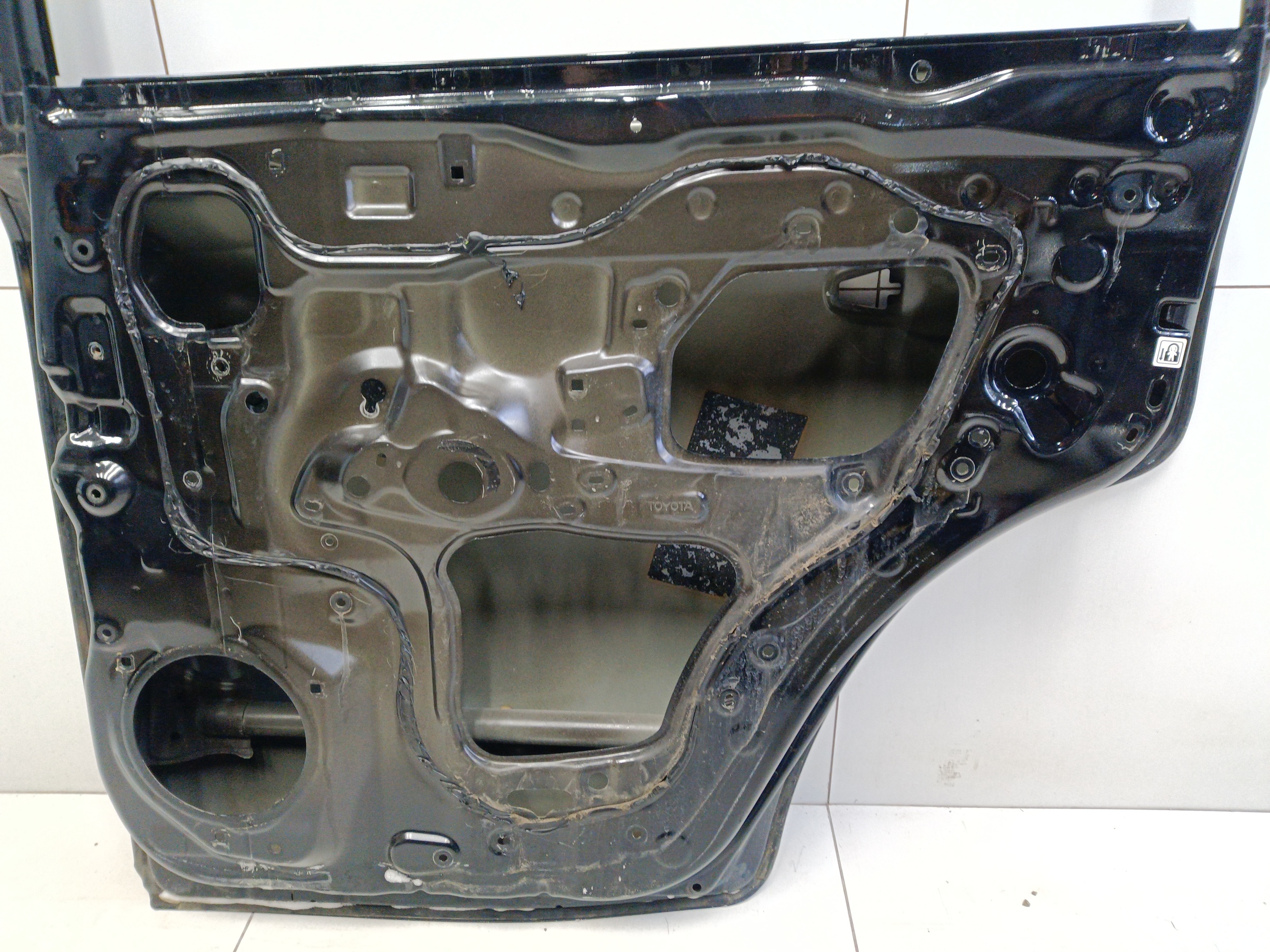 Дверь задняя правая Toyota Land Cruiser 200 Restail 2 под накладку