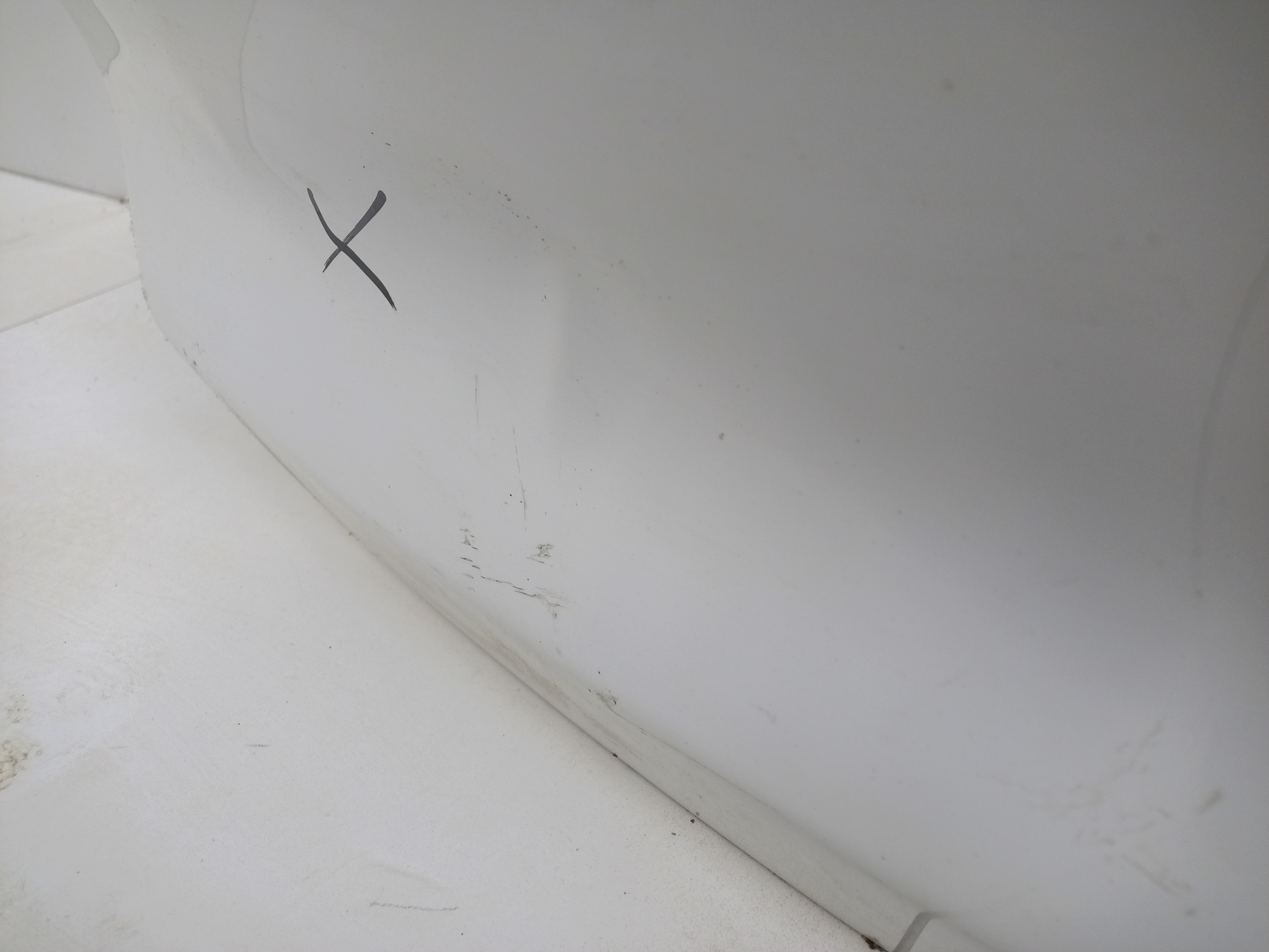 Крышка багажника Chery Tiggo 8 без датчика защемления