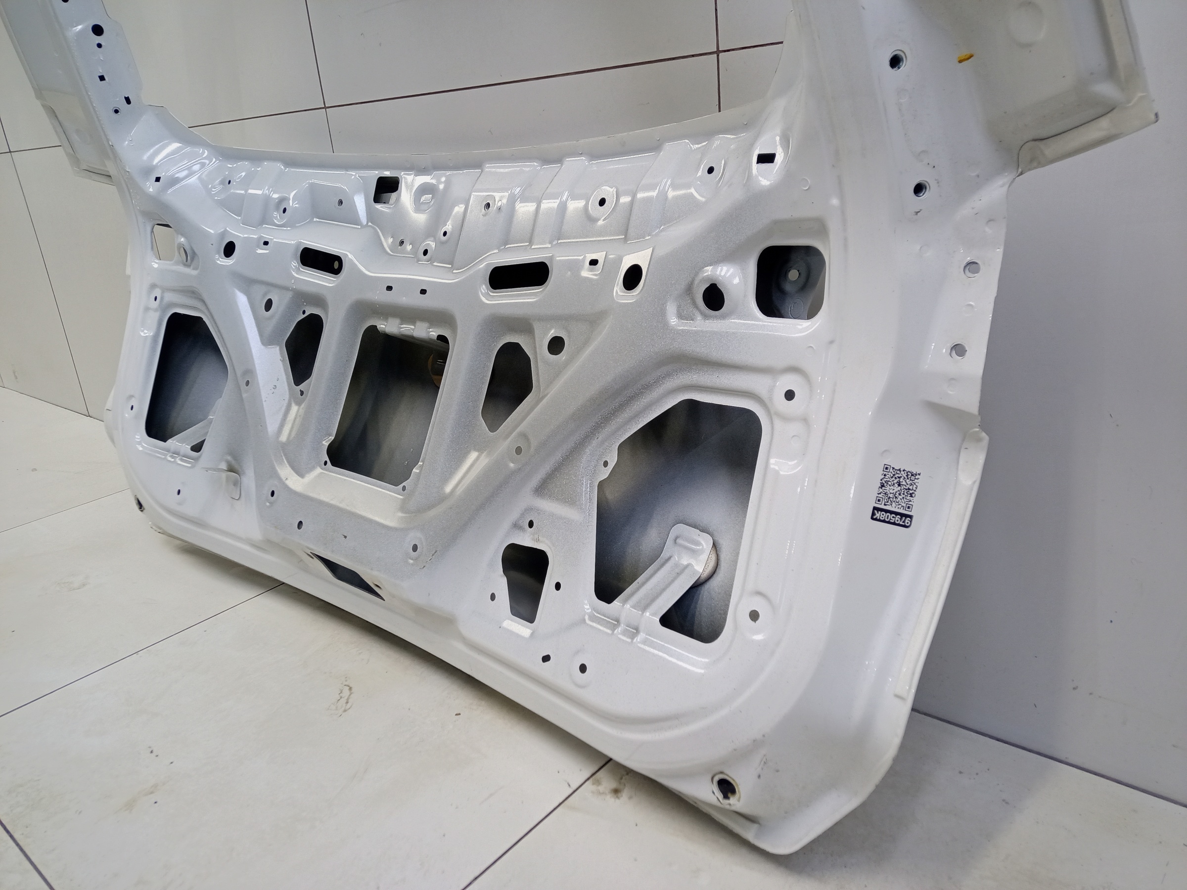 Крышка багажника Chery Tiggo 8 без датчика защемления