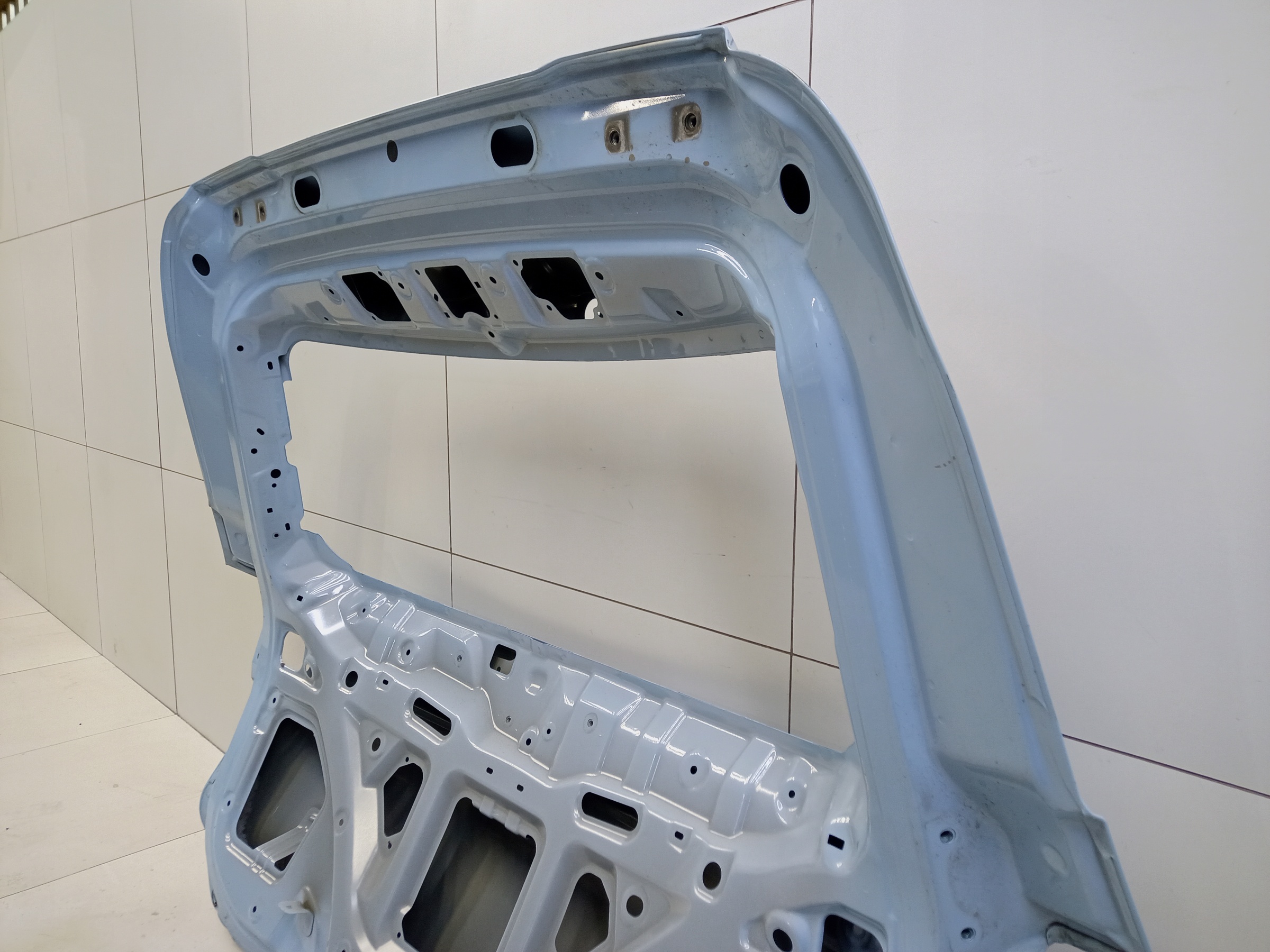 Крышка багажника Chery Tiggo 8 без датчика защемления