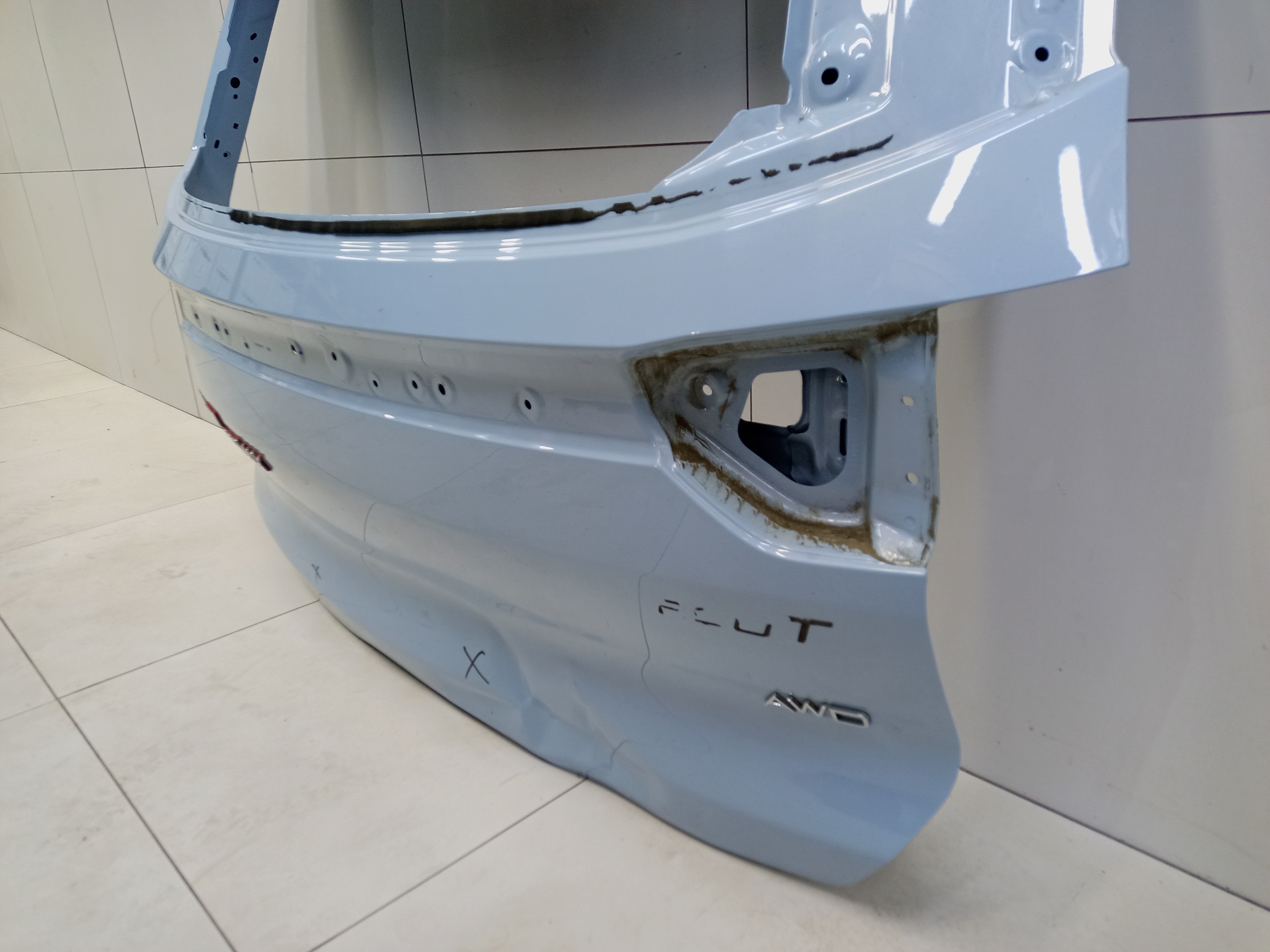 Крышка багажника Chery Tiggo 8 без датчика защемления