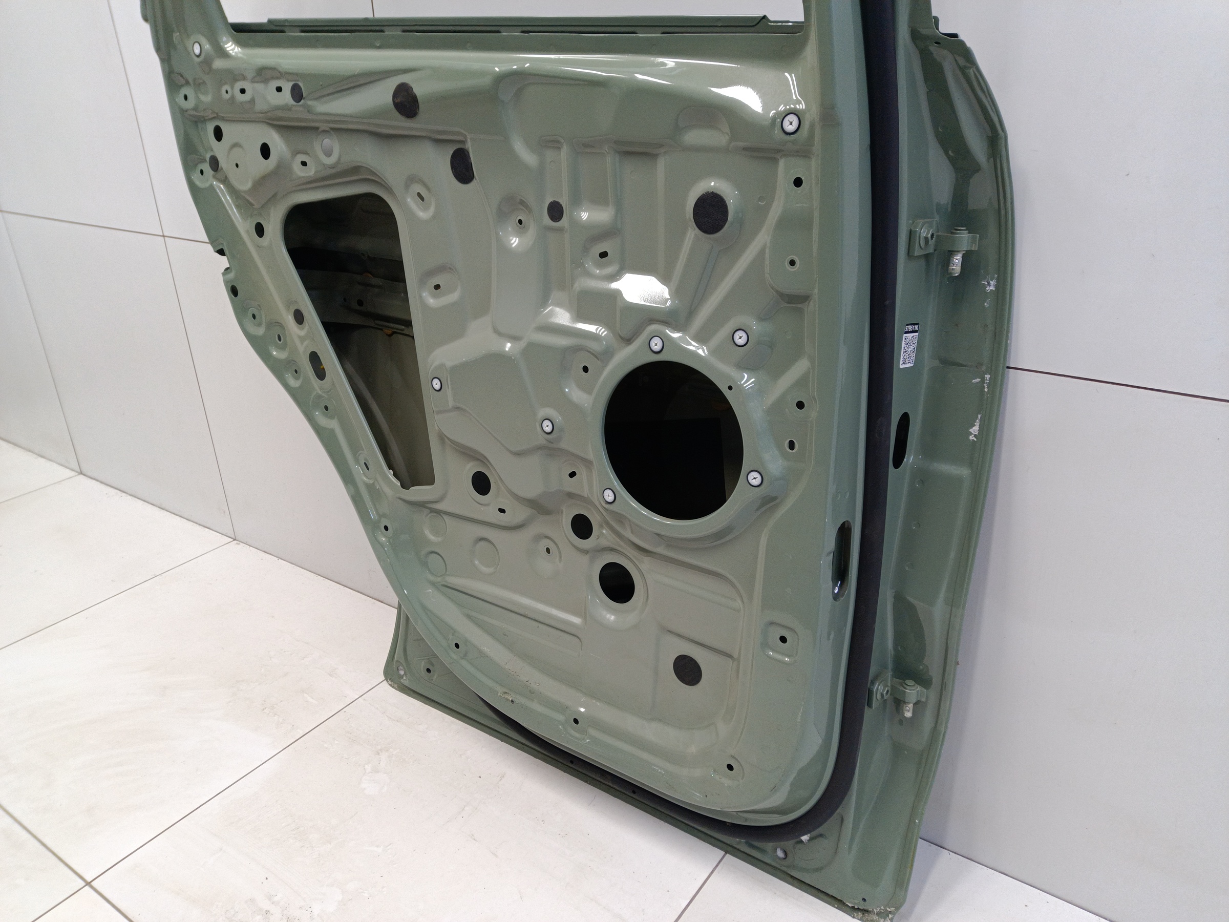 Дверь задняя левая Exeed RX