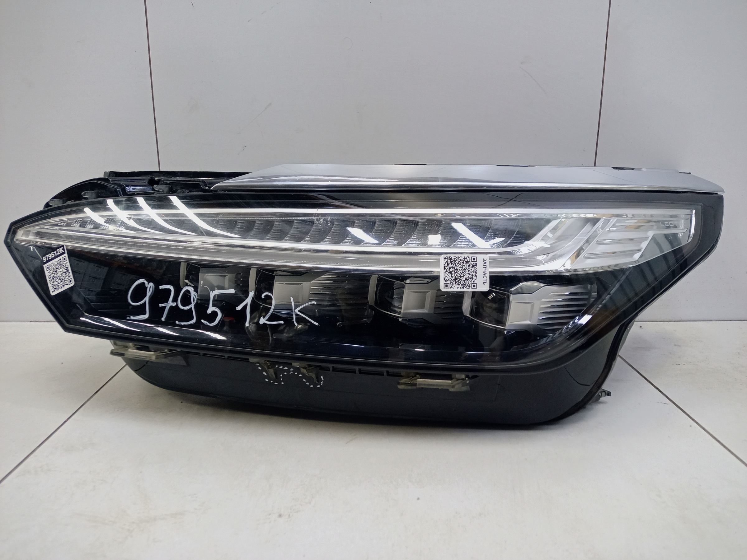 Фара передняя левая Exeed VX LED