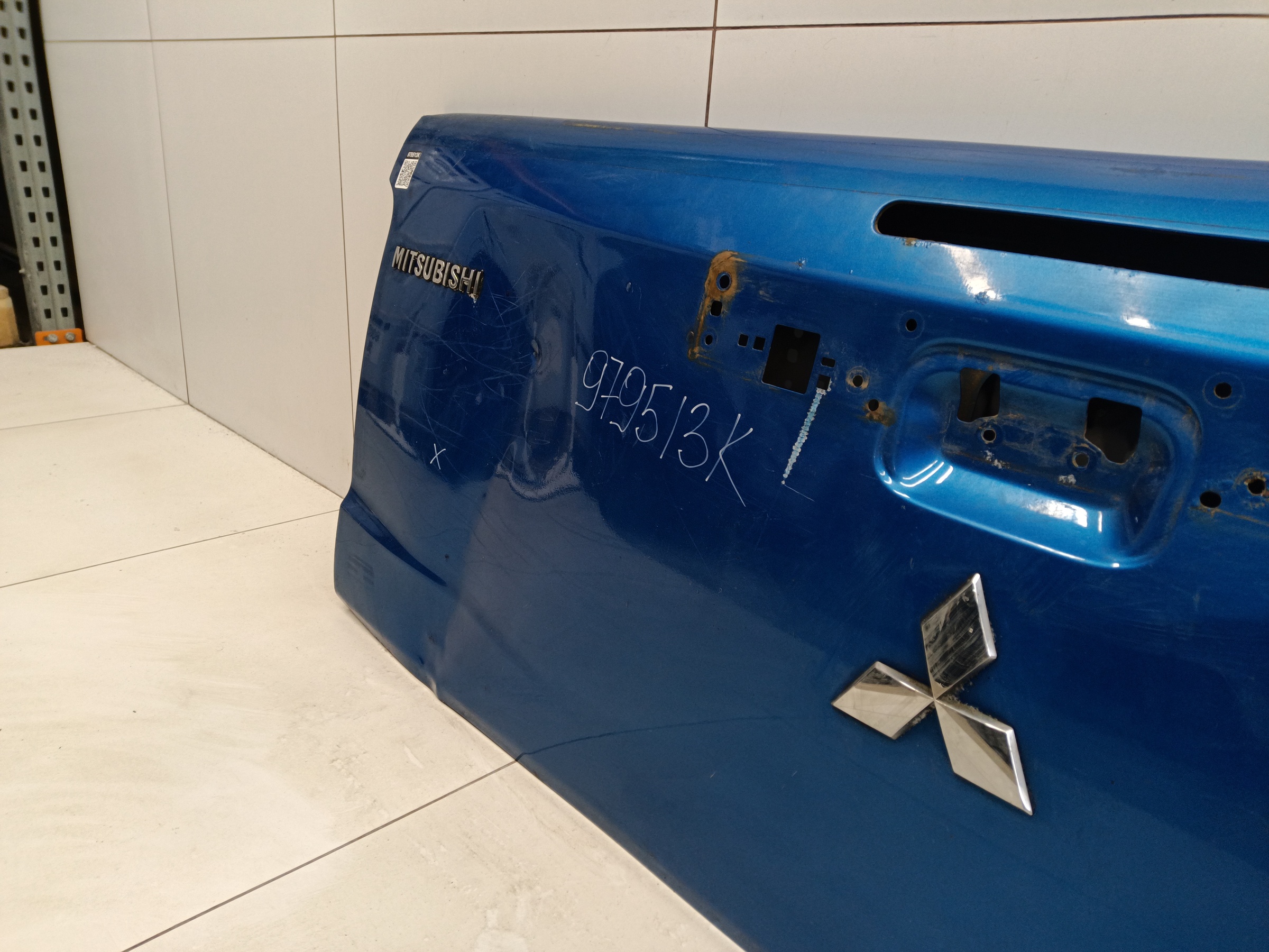 Борт задний откидной Mitsubishi L200 5 под камеру