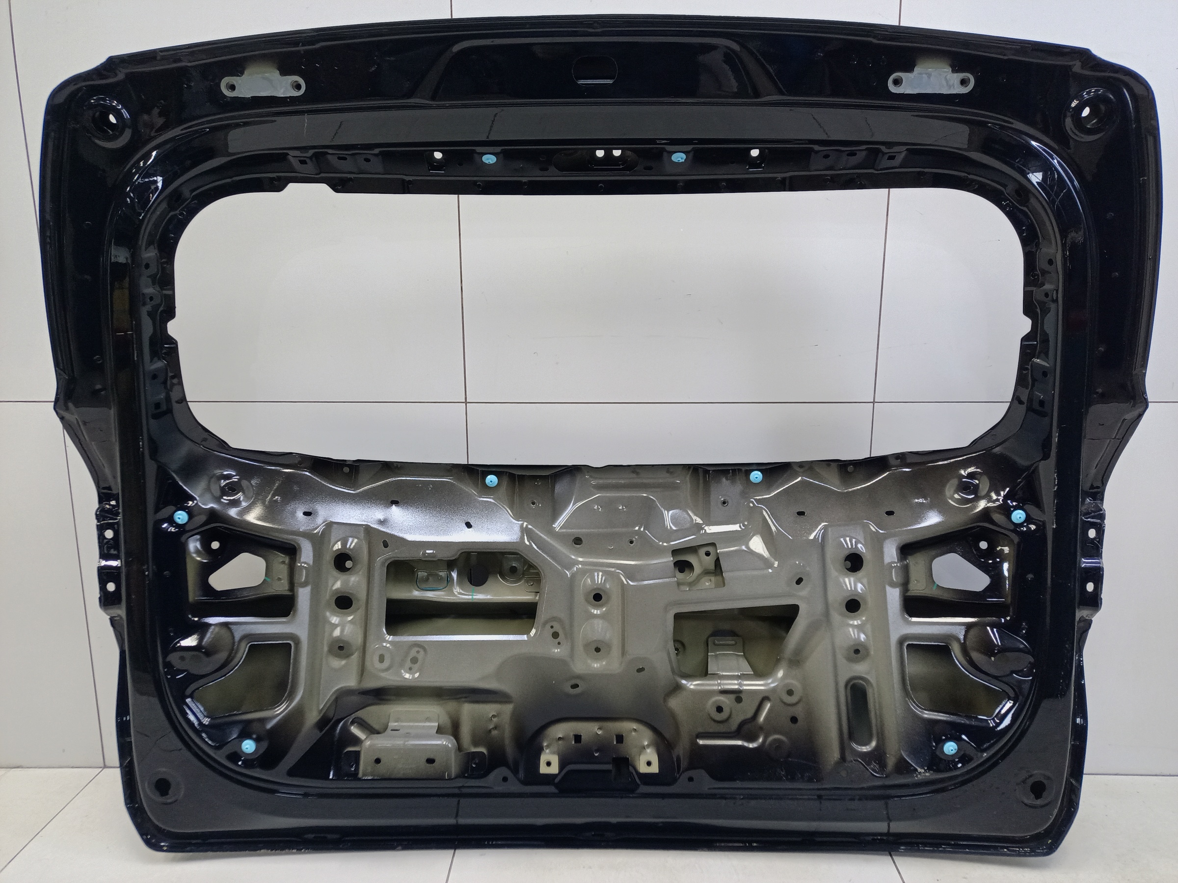 Крышка багажника Geely Okavango Restail