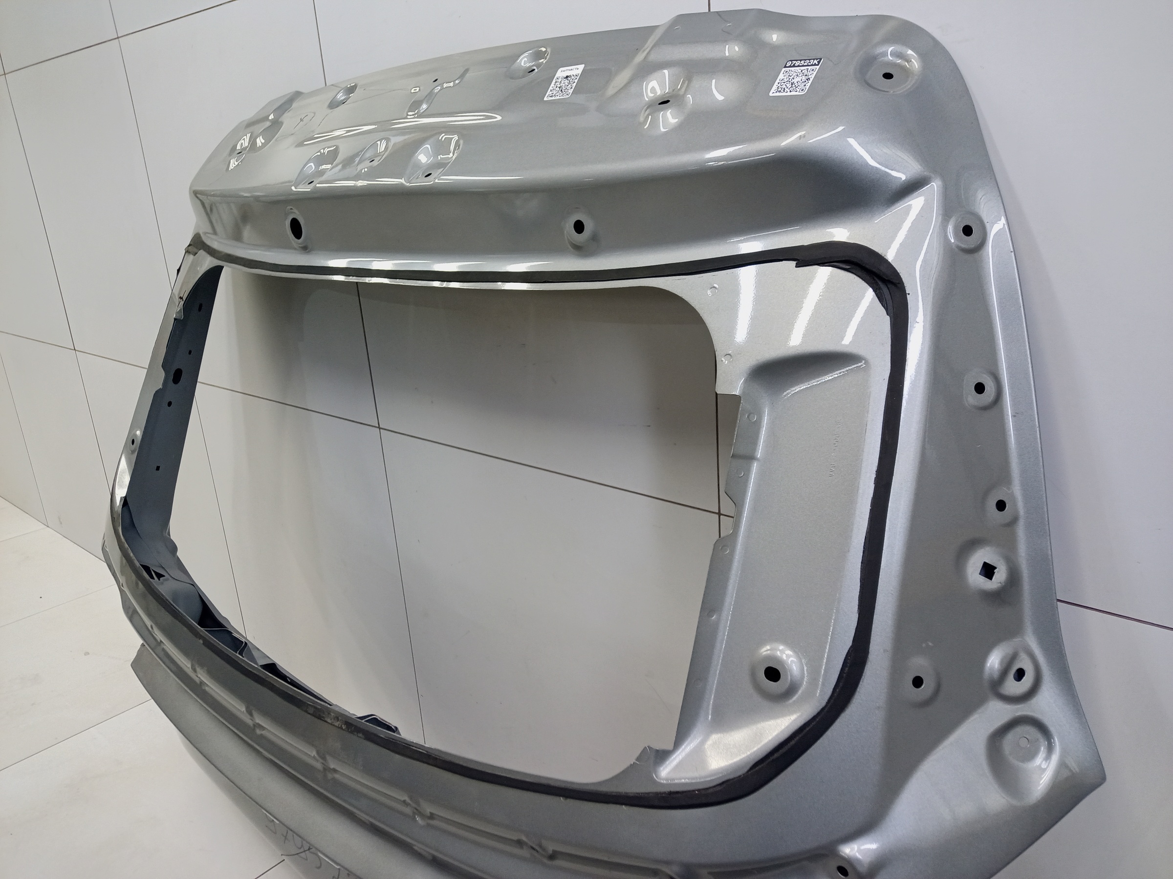 Крышка багажника Exeed LX