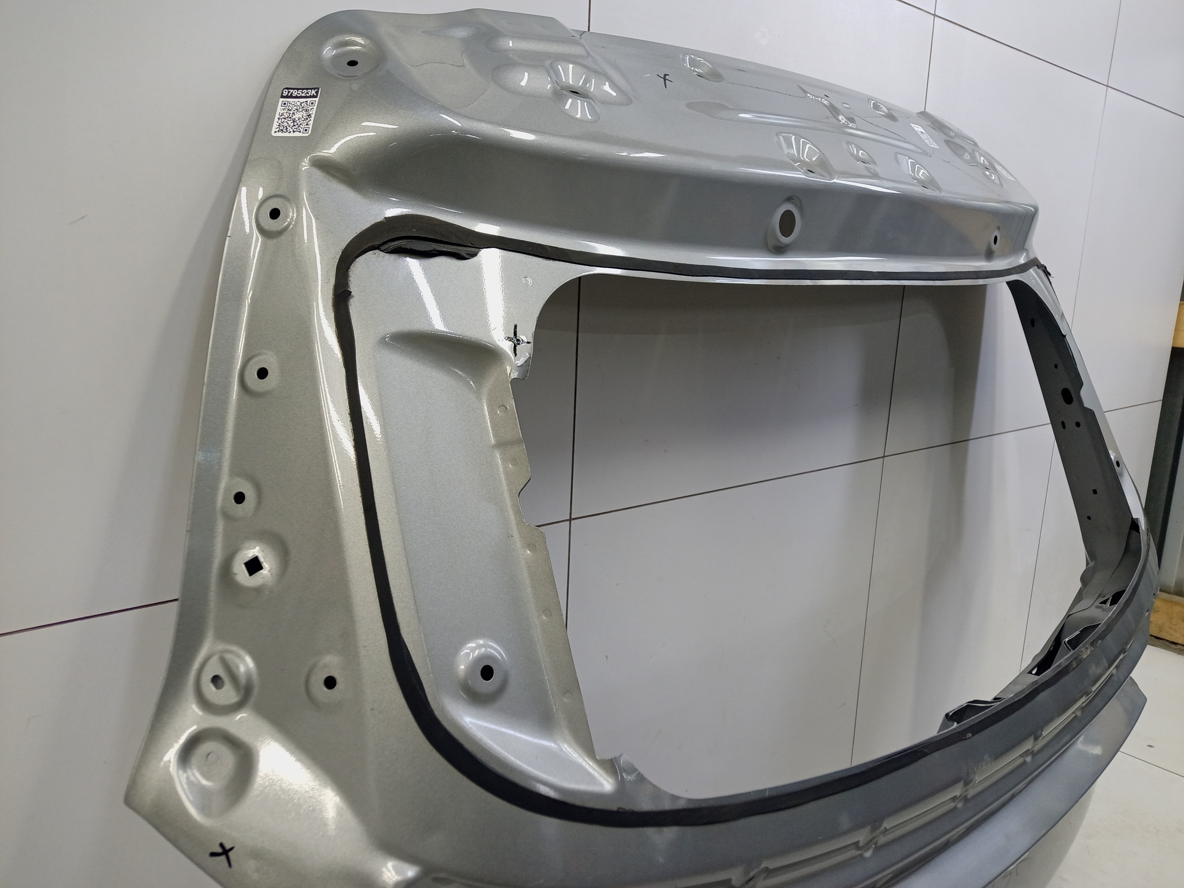 Крышка багажника Exeed LX