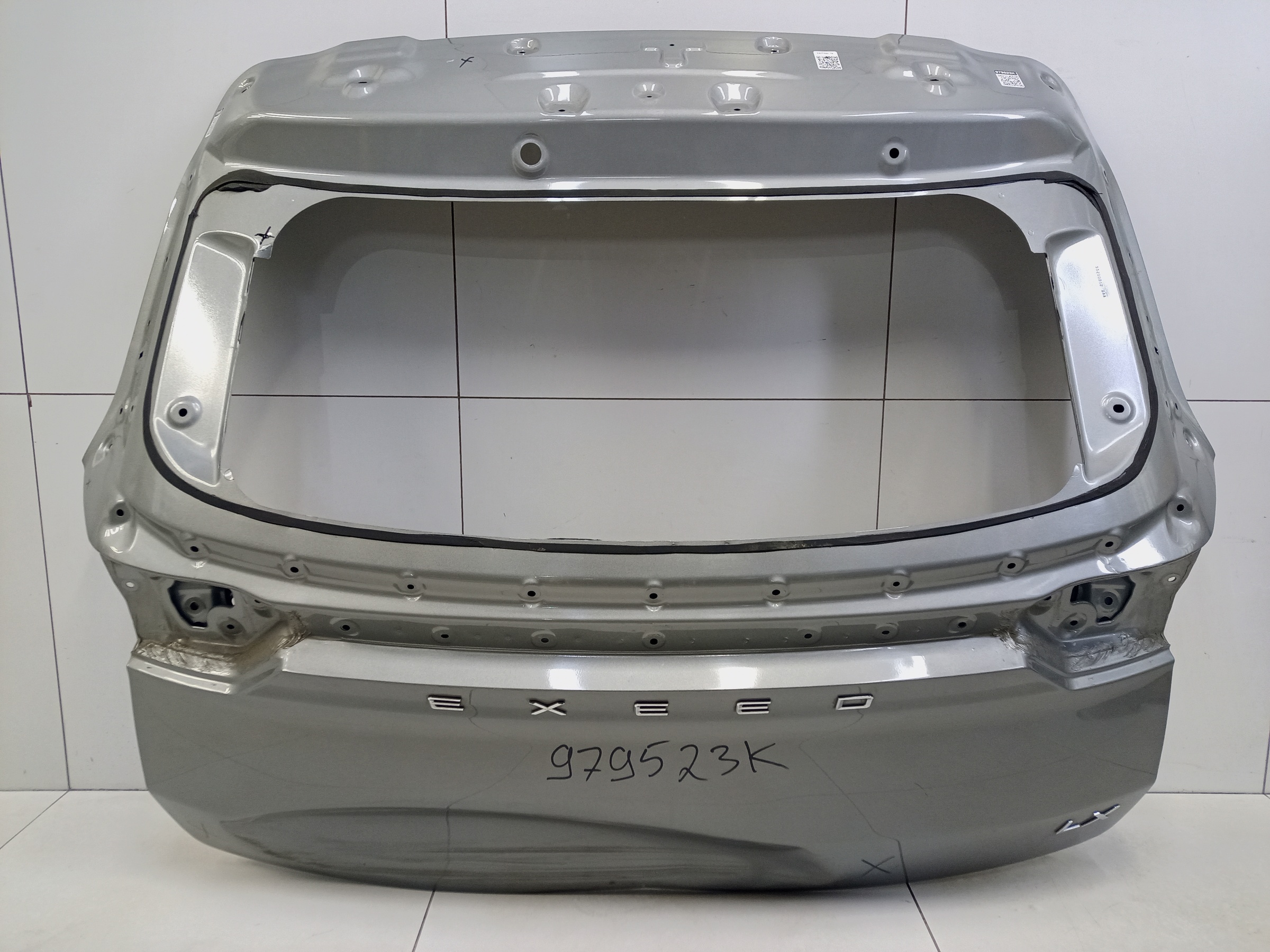 Крышка багажника Exeed LX