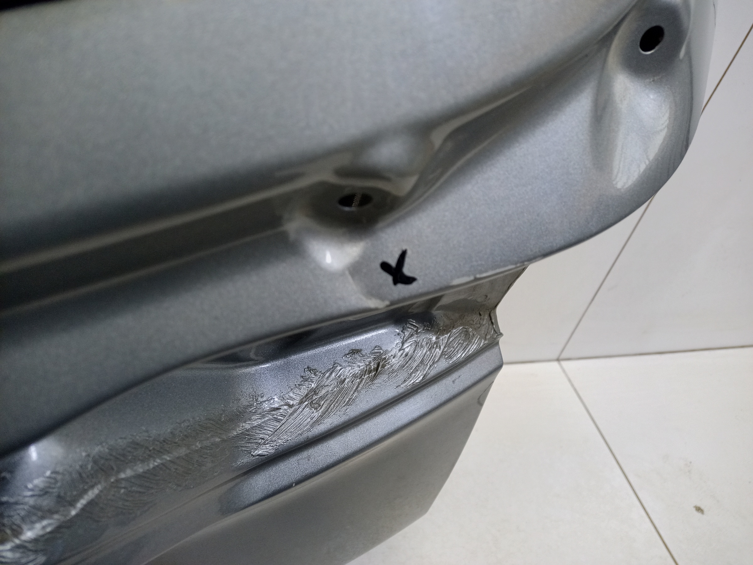 Крышка багажника Exeed LX