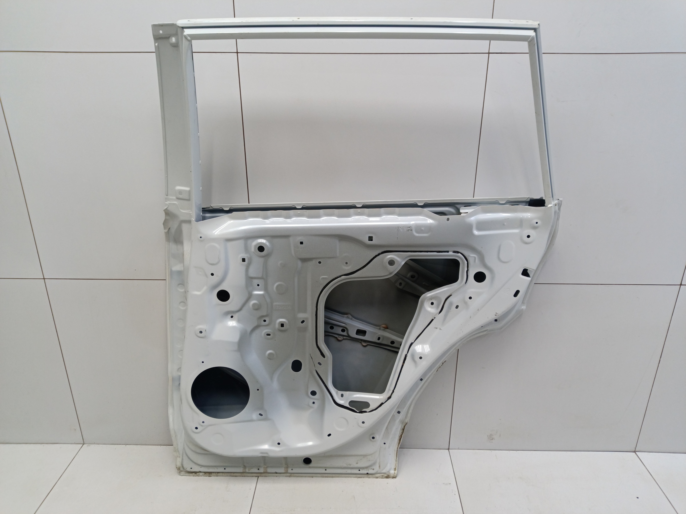 Дверь задняя правая Toyota RAV4 XA50