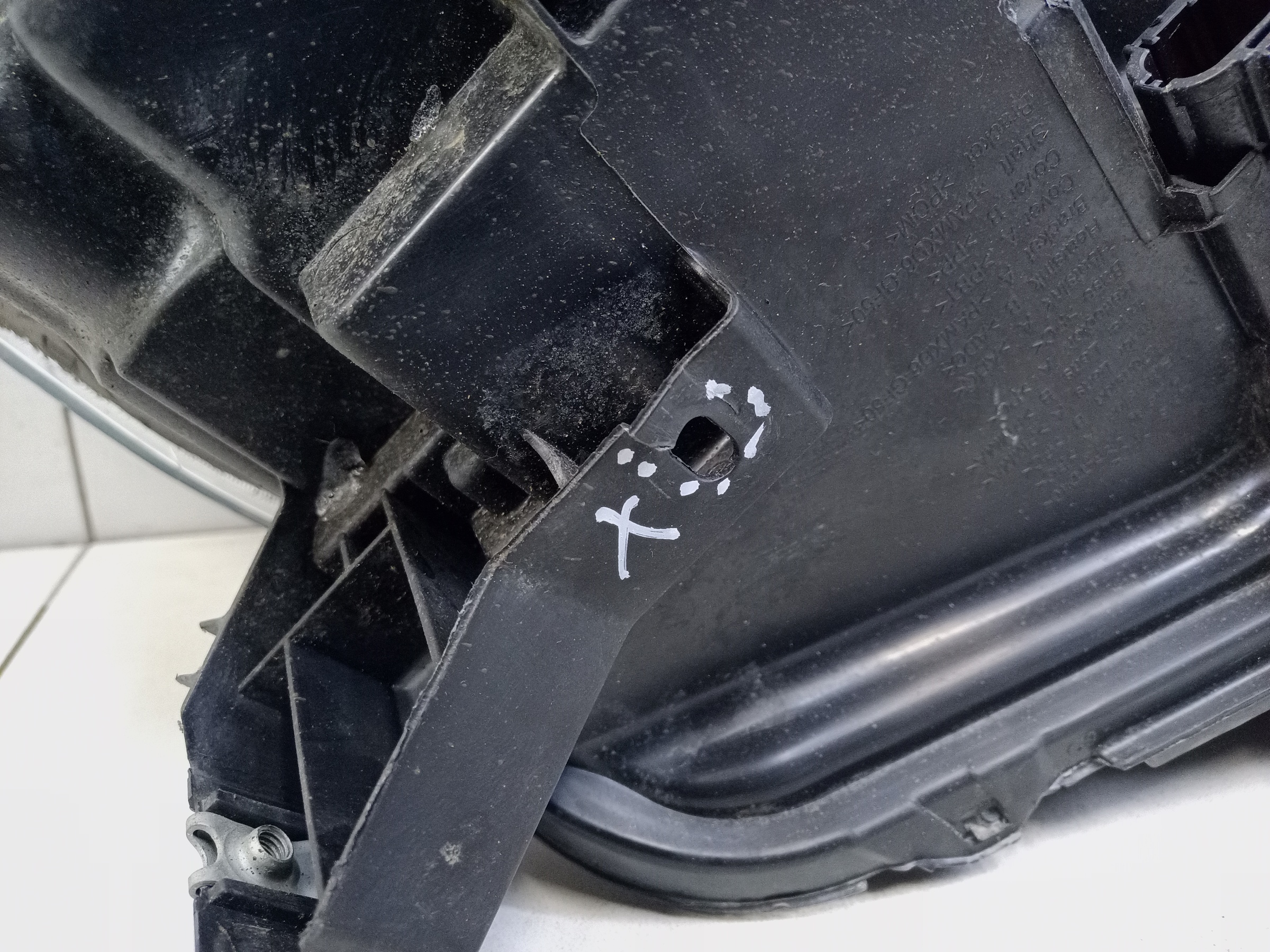 Фара передняя левая Nissan Qashqai 2 Restail LED