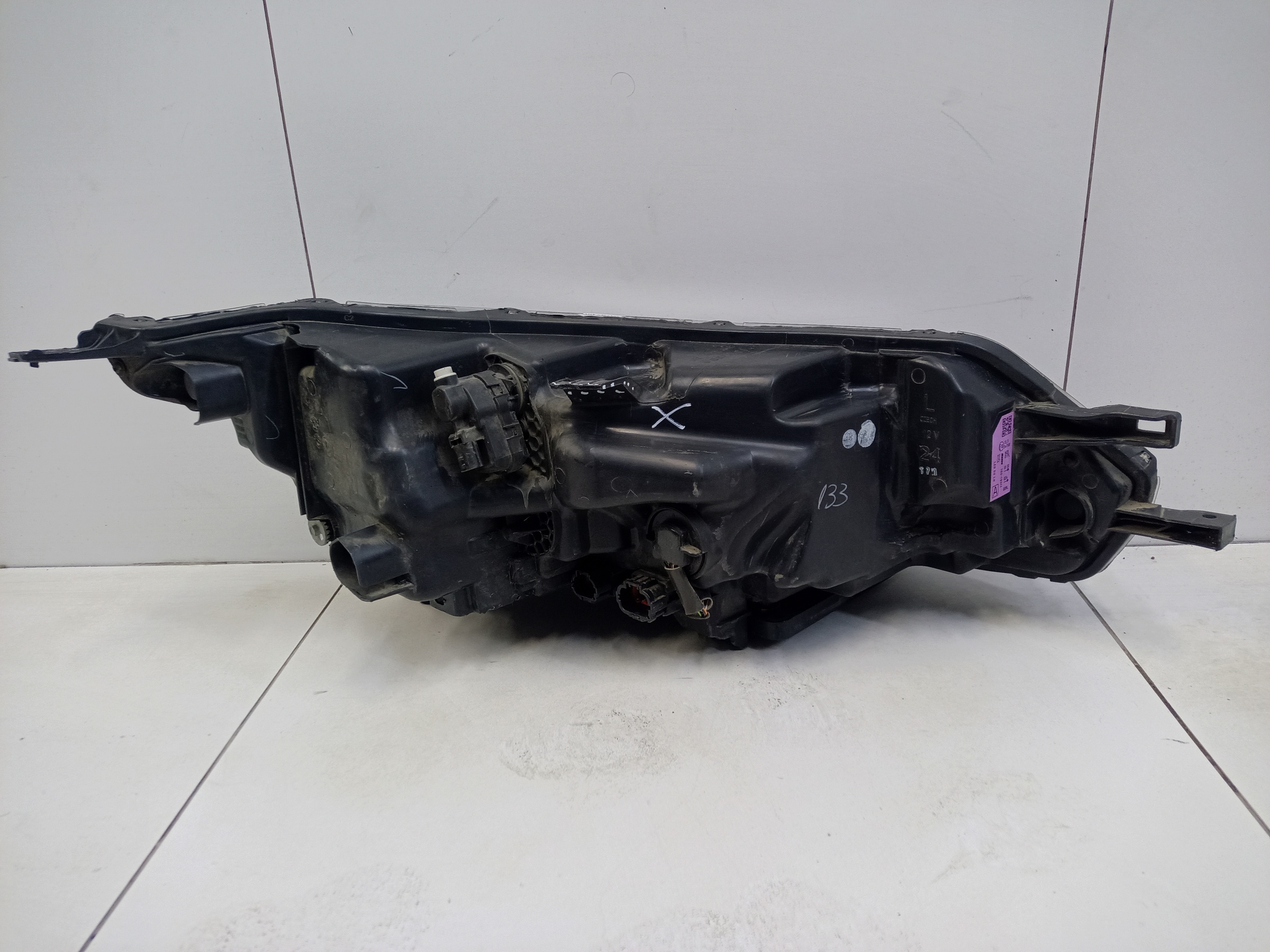 Фара передняя левая Nissan Qashqai 2 Restail LED