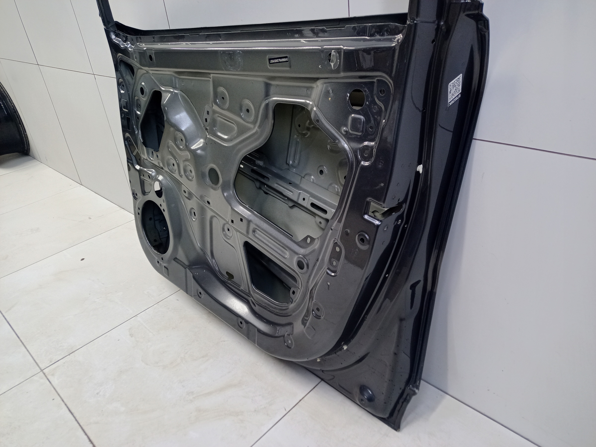 Дверь передняя правая Changan Uni-T