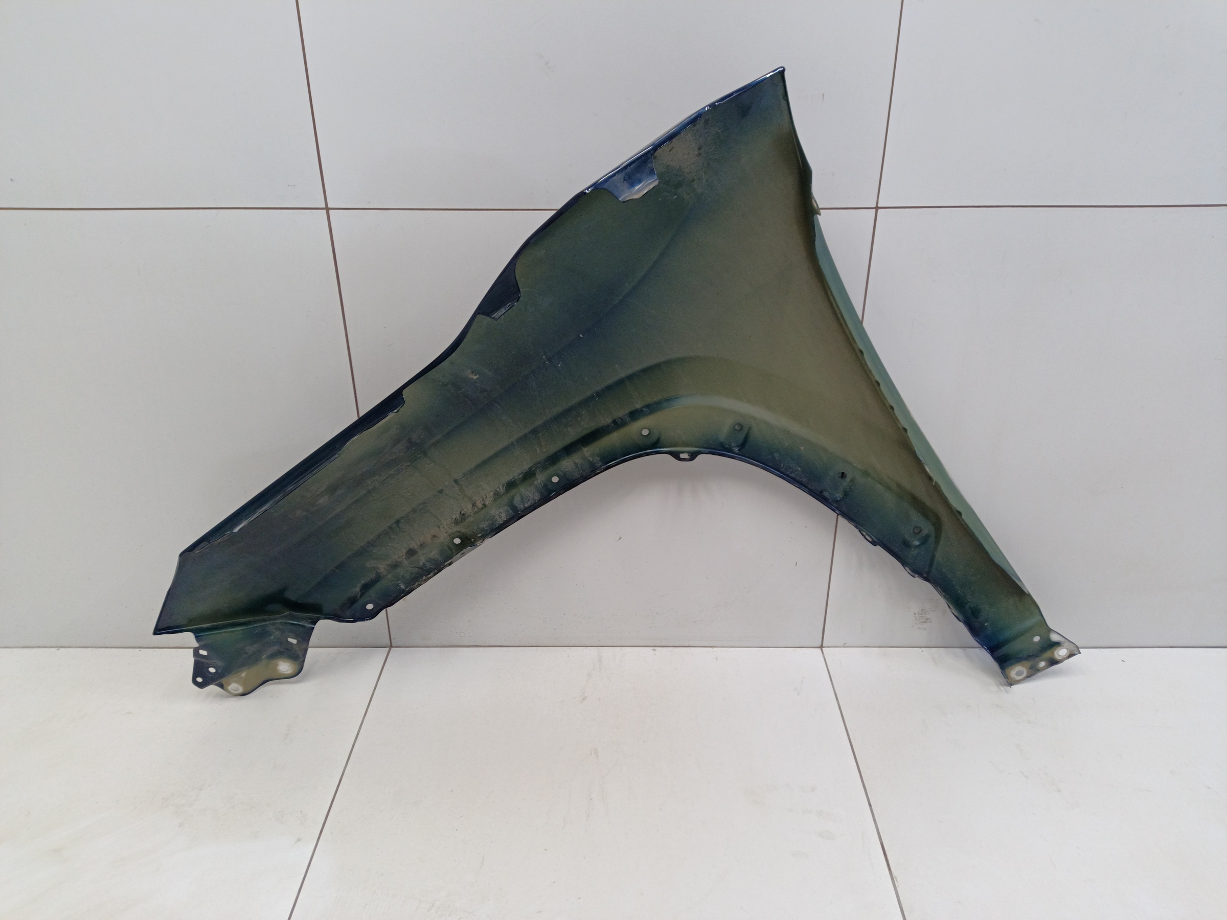 Крыло переднее правое Toyota RAV4 XA50