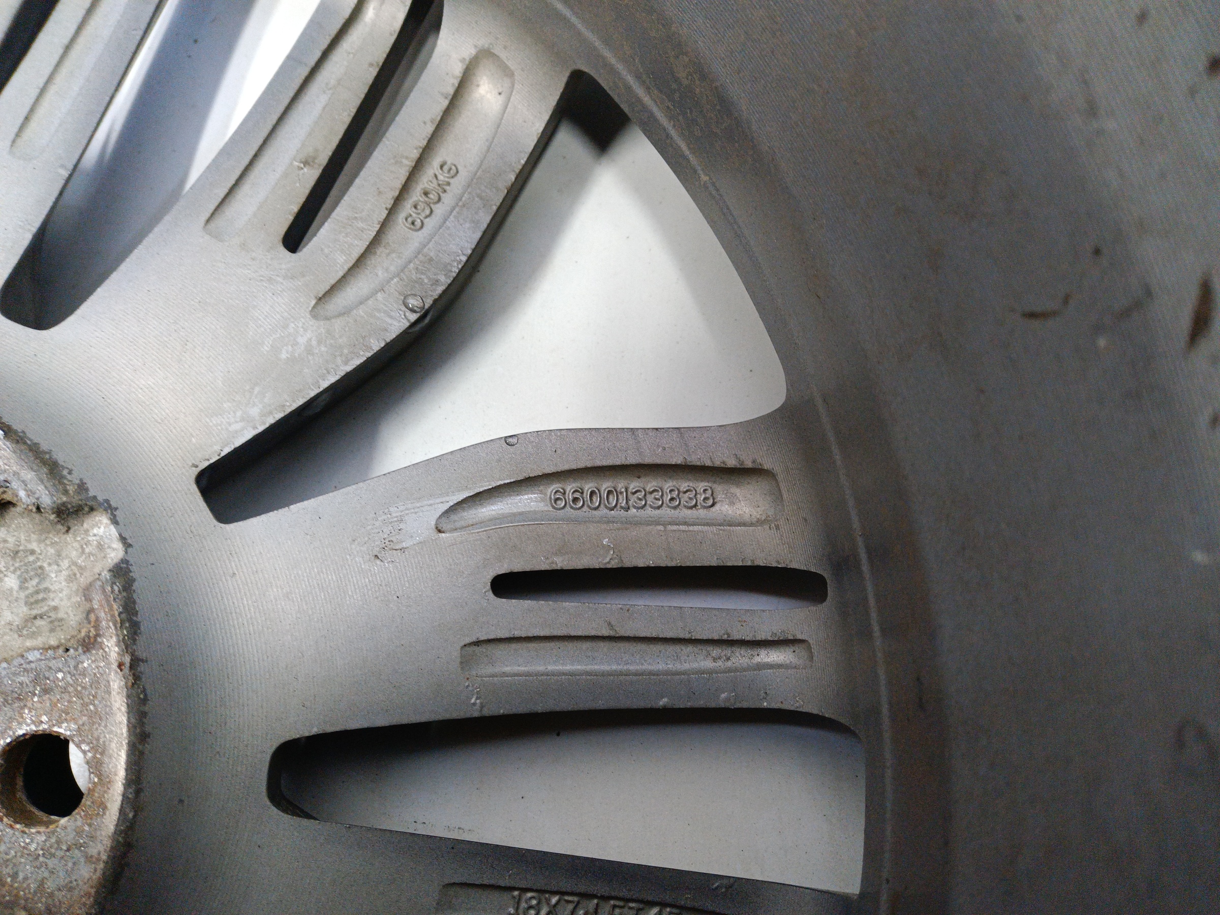 Диск колеса литой Geely Atlas Pro R18