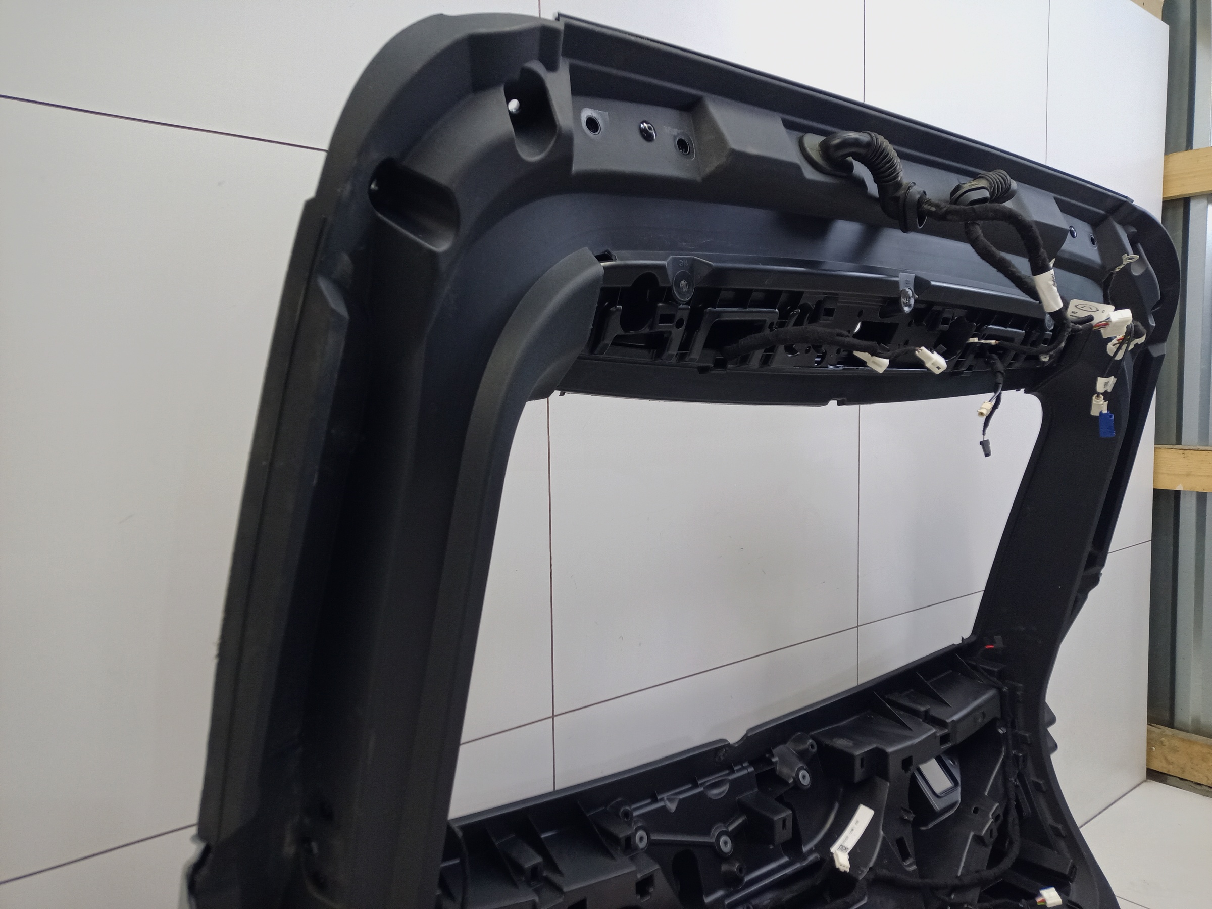 Крышка багажника Exeed RX