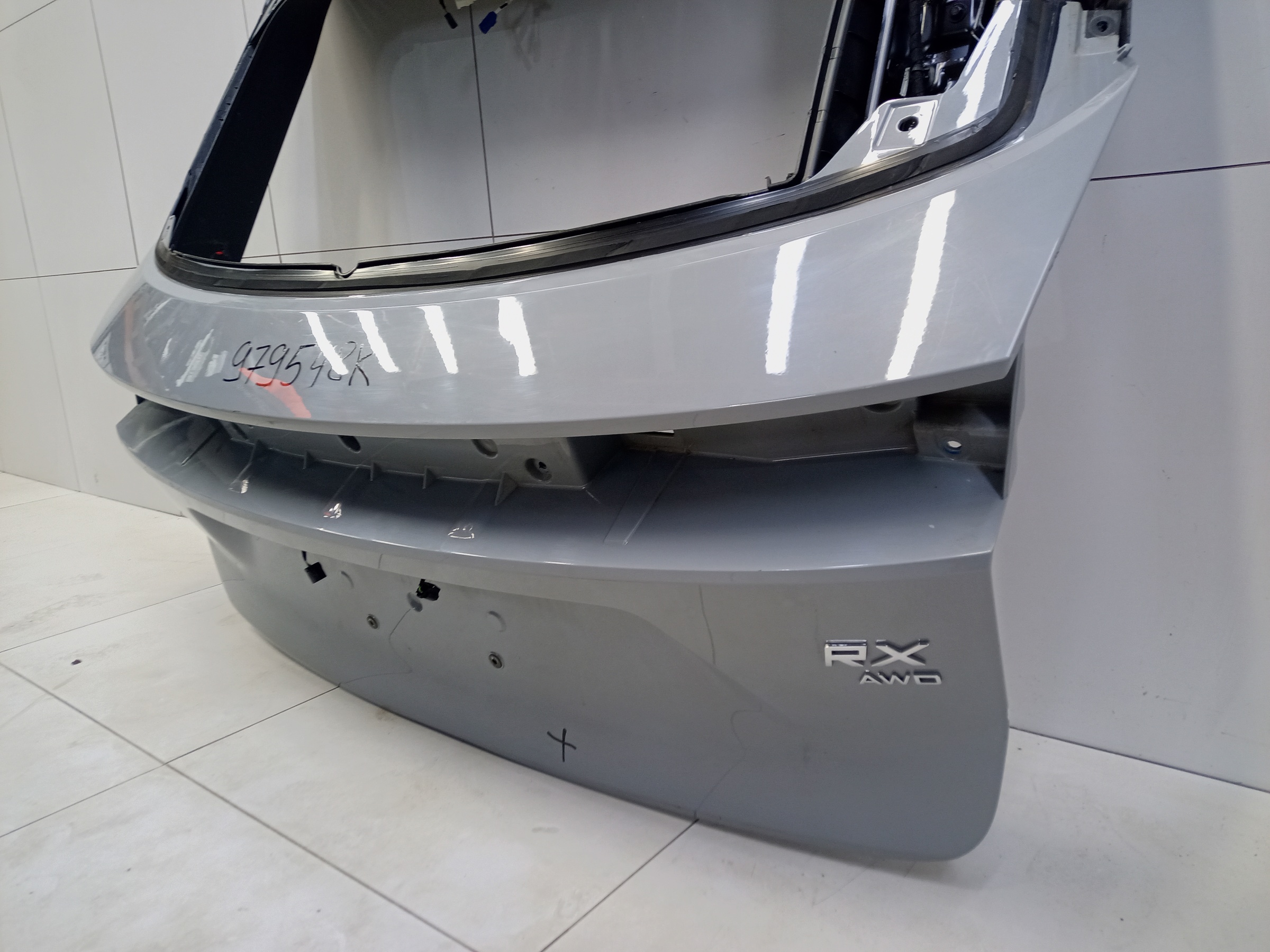 Крышка багажника Exeed RX