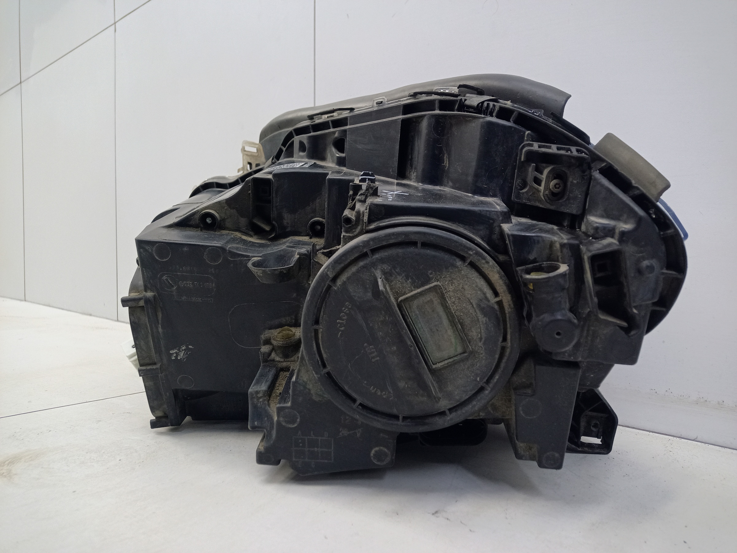 Фара передняя правая Mercedes Benz GL-klasse X166 ксенон ДХО