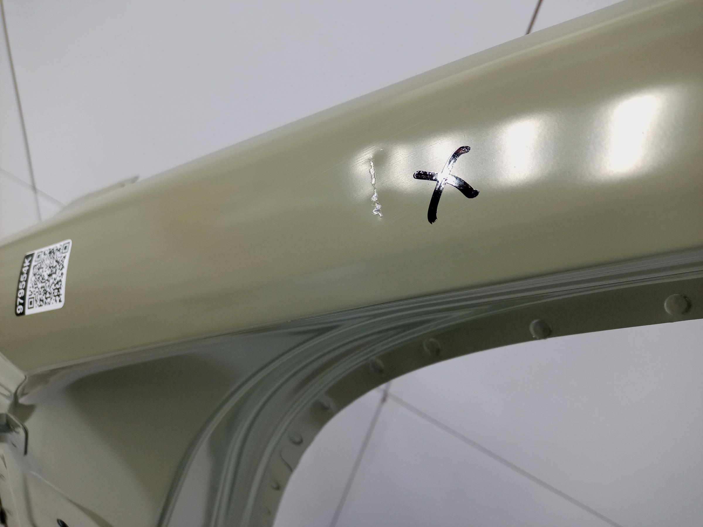 Панель кузова боковая левая Haval H3