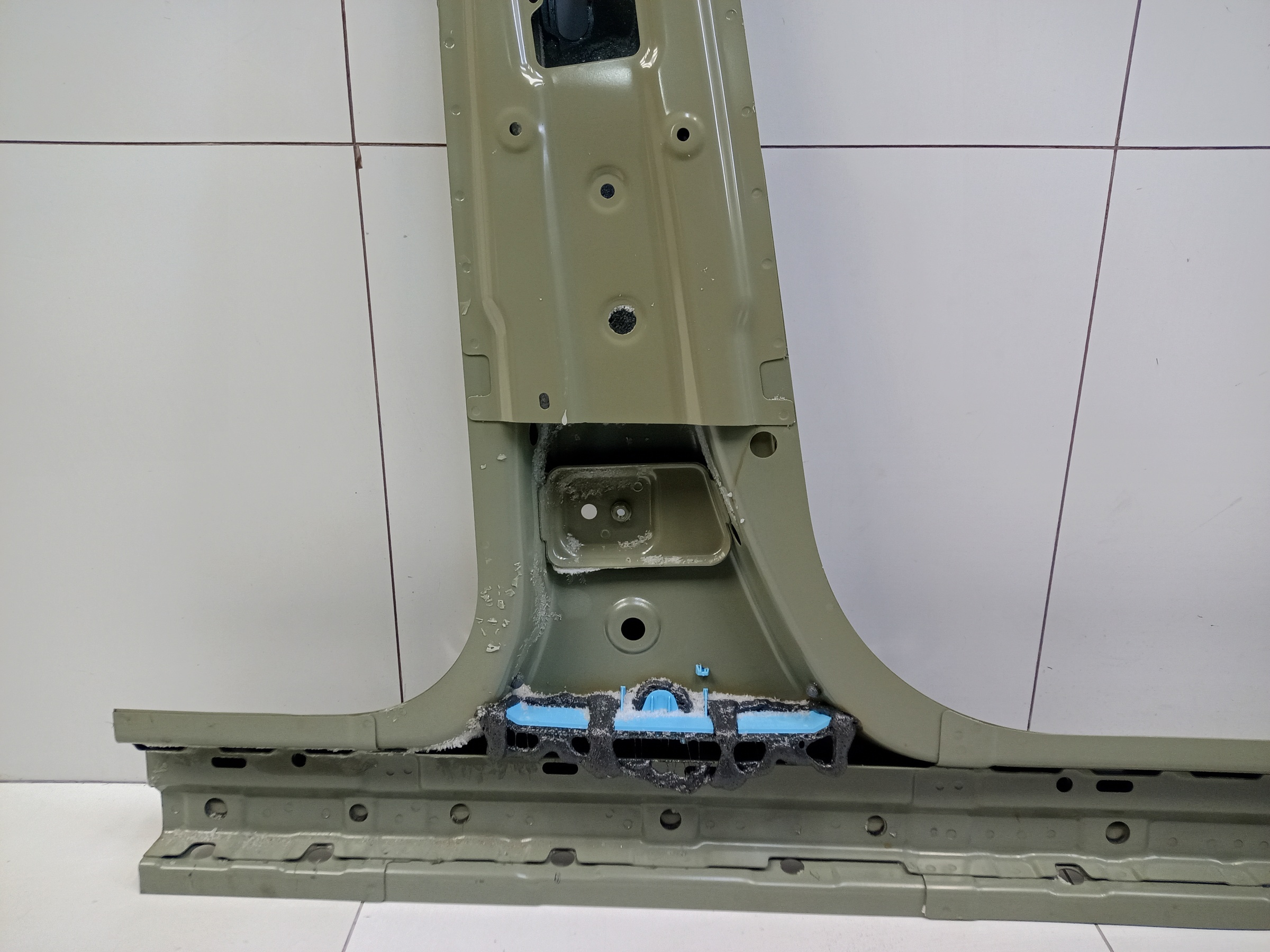 Панель кузова боковая левая Haval H3