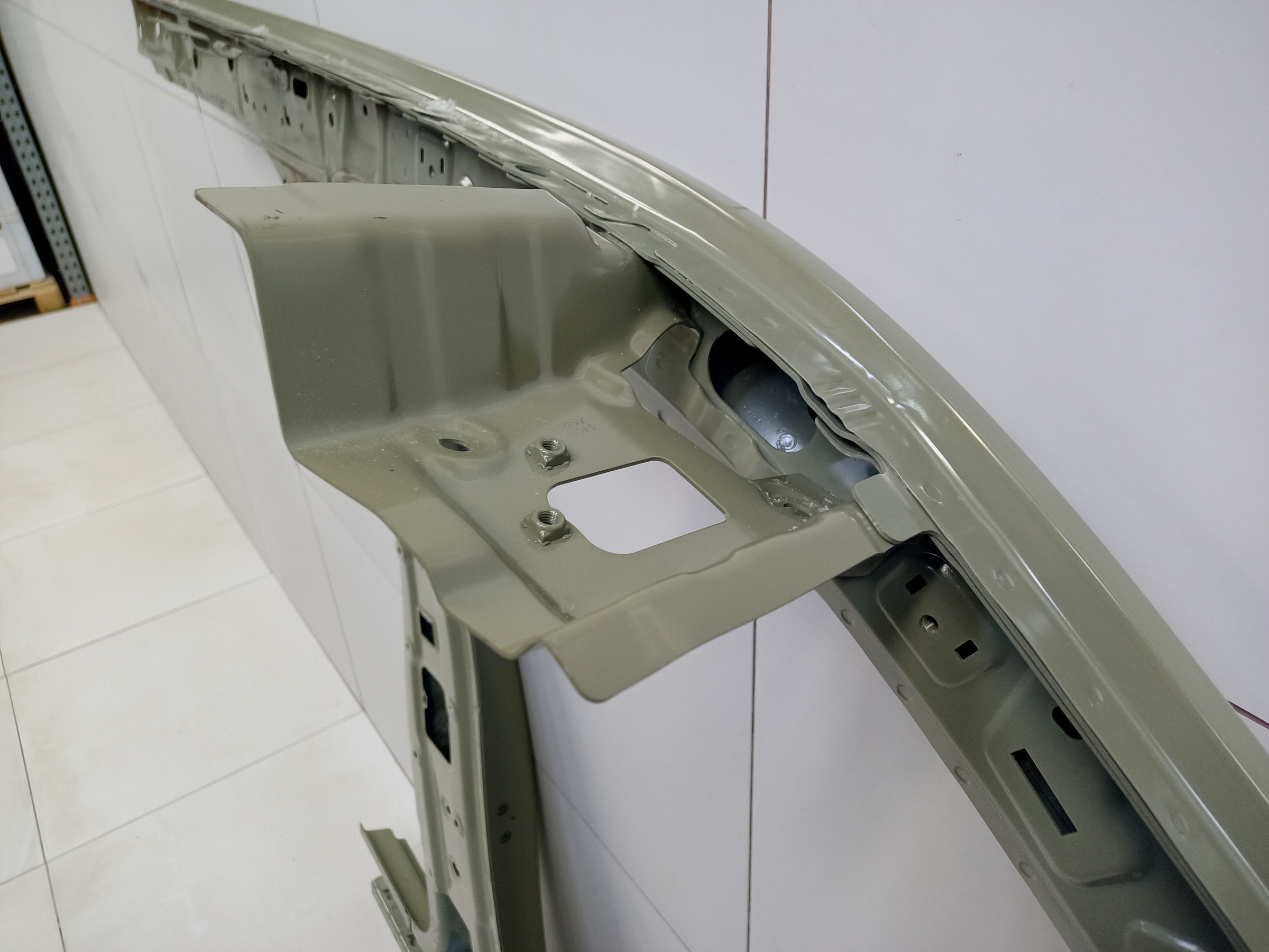 Панель кузова боковая левая Haval H3