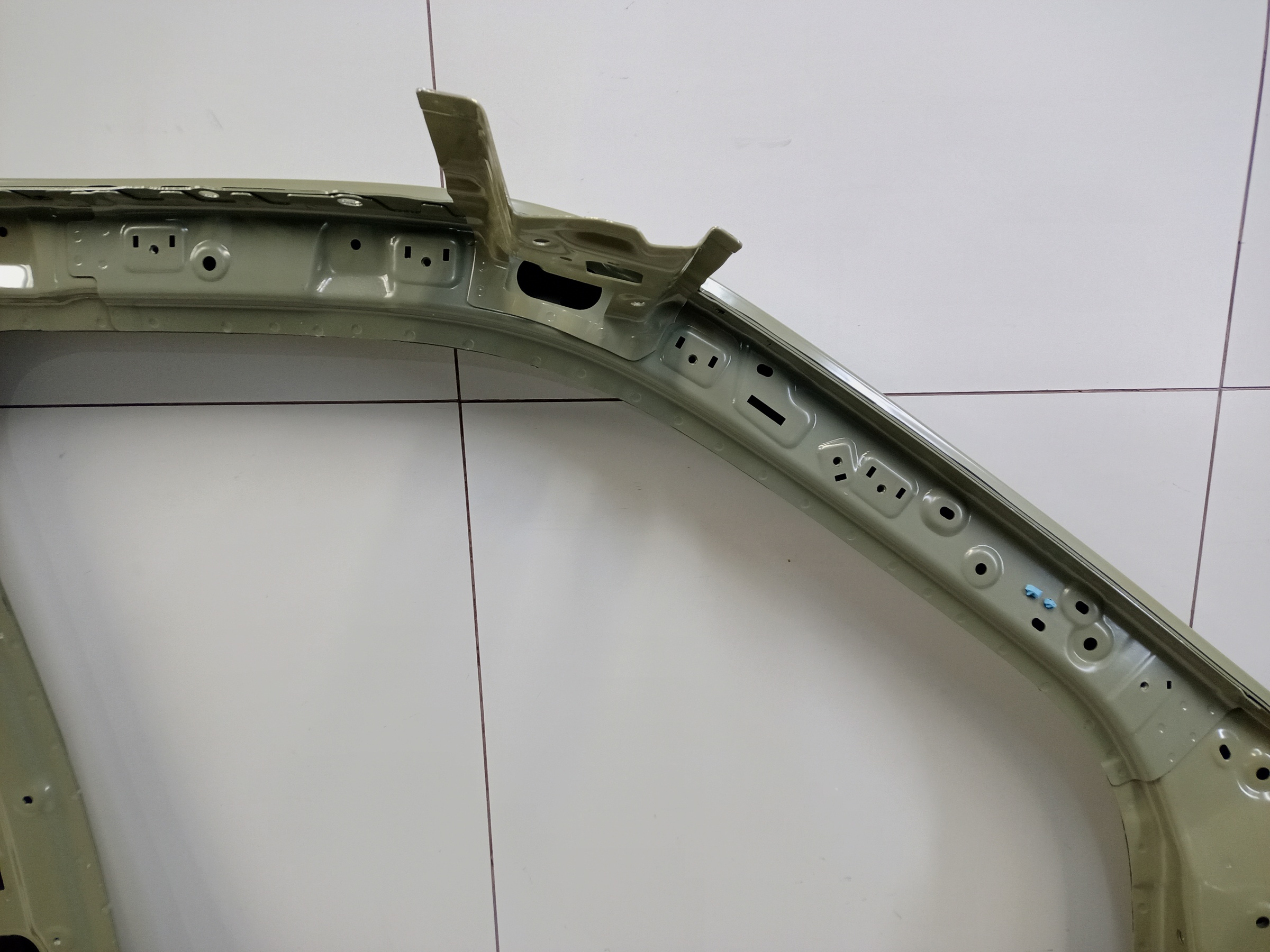 Панель кузова боковая левая Haval H3