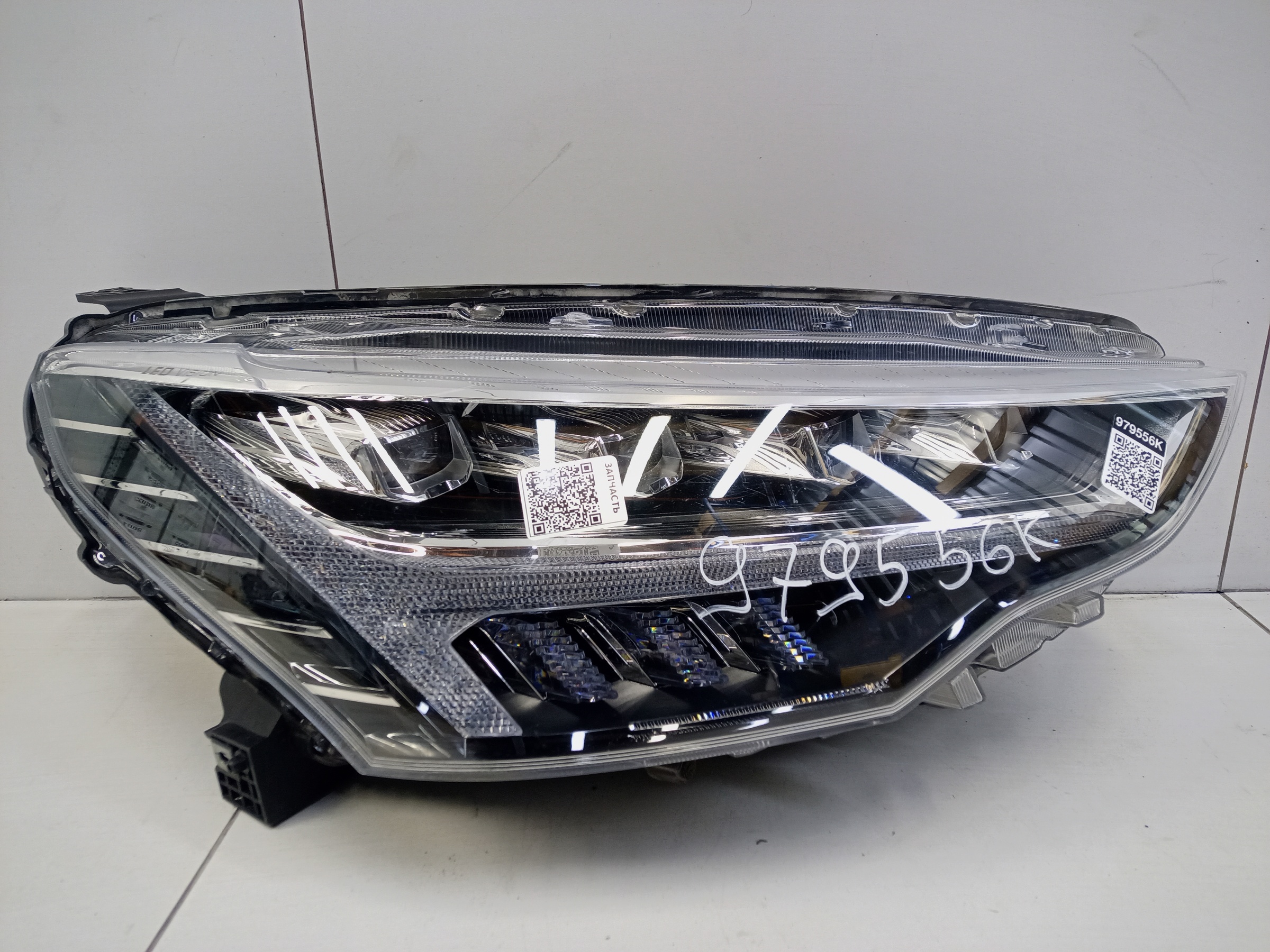 Фара передняя правая Haval Jolion LED