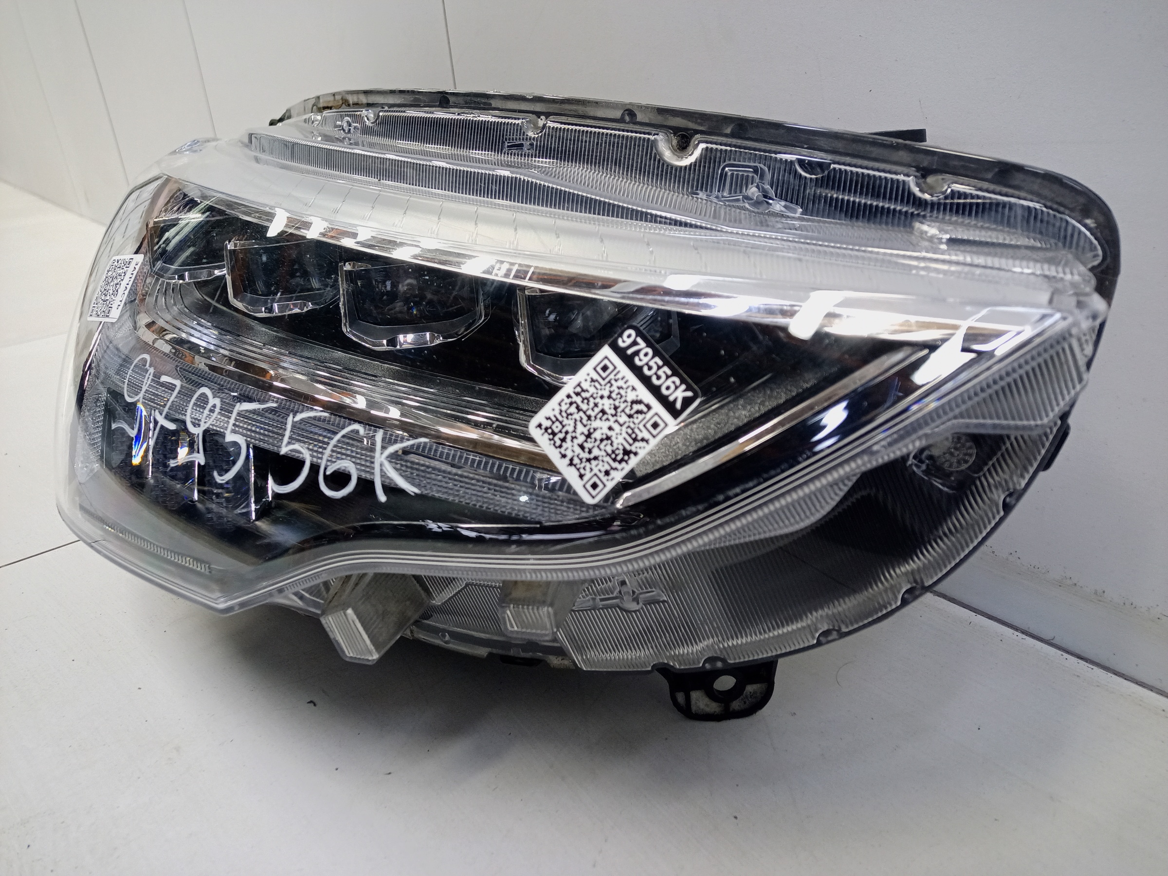 Фара передняя правая Haval Jolion LED