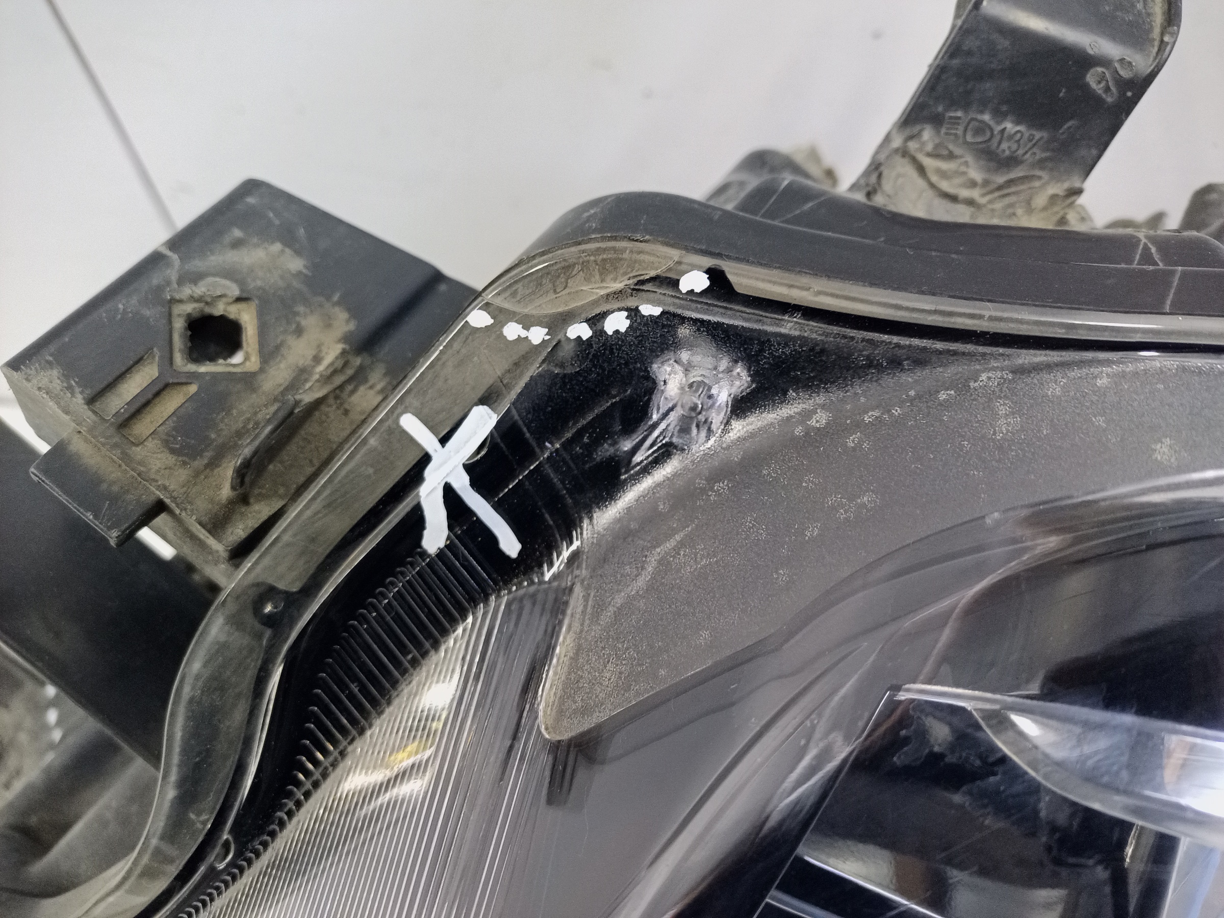 Фара передняя левая Toyota Land Cruiser Prado 150 Restail LED ДХО