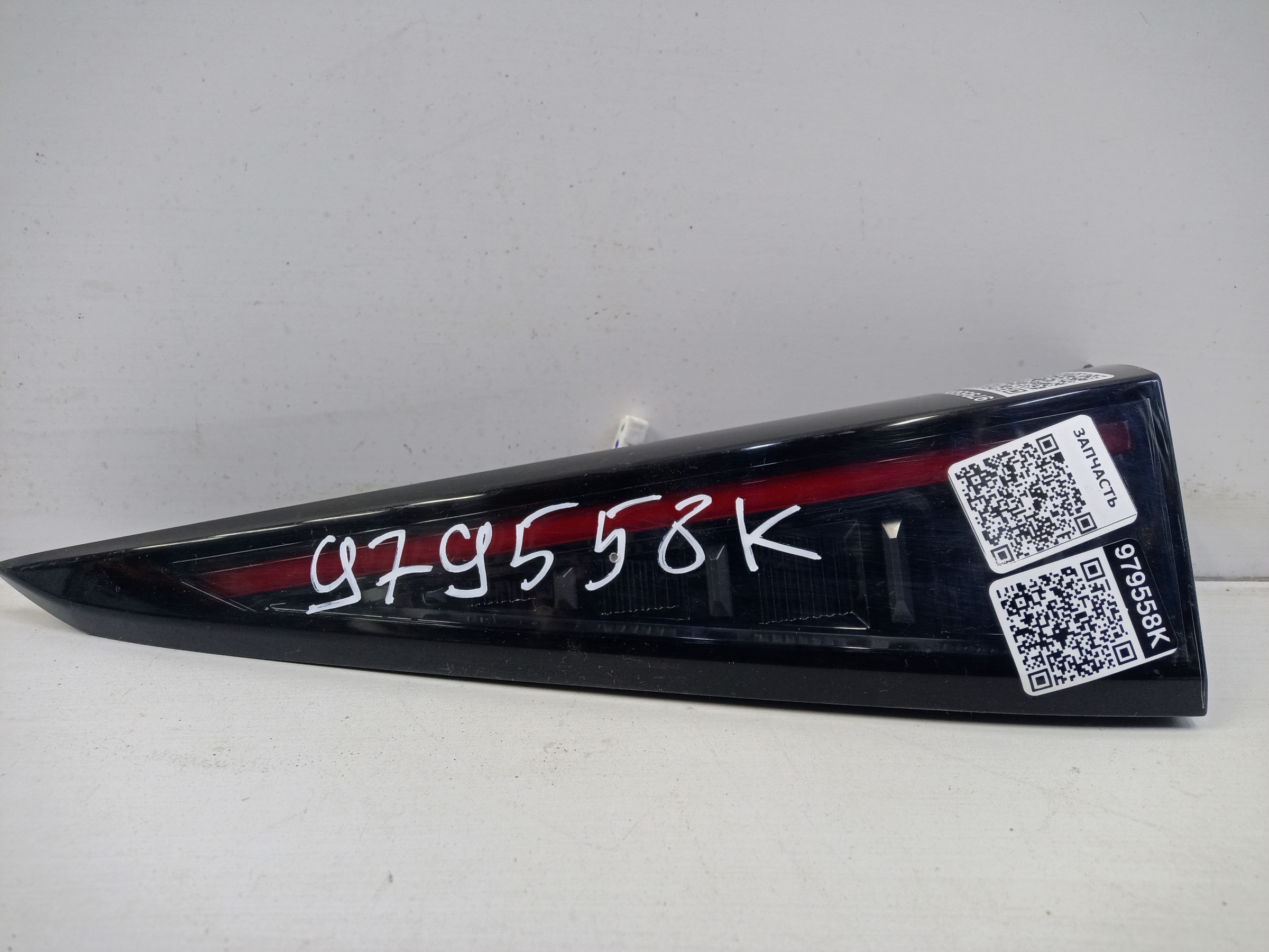 Фонарь задний правый внутренний Changan Lamore