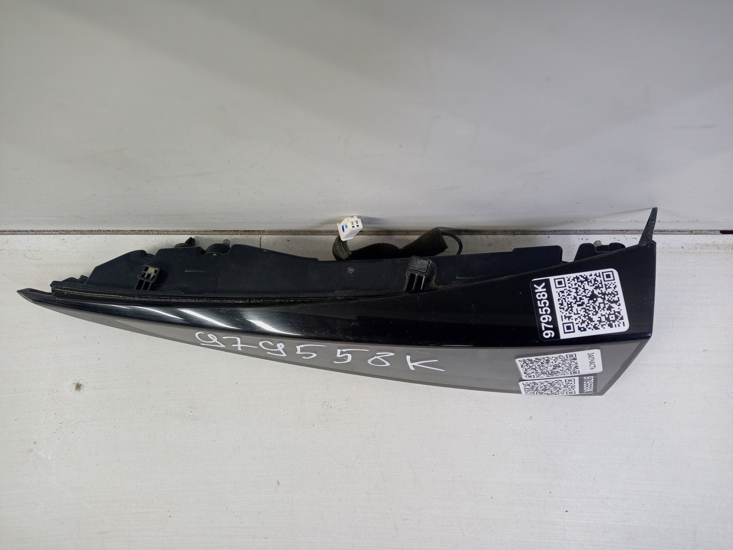 Фонарь задний правый внутренний Changan Lamore