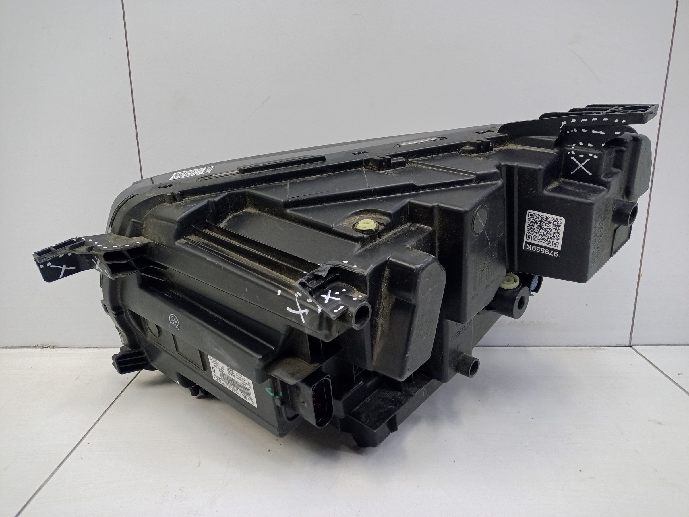 Фара передняя правая Geely Tugella Full LED