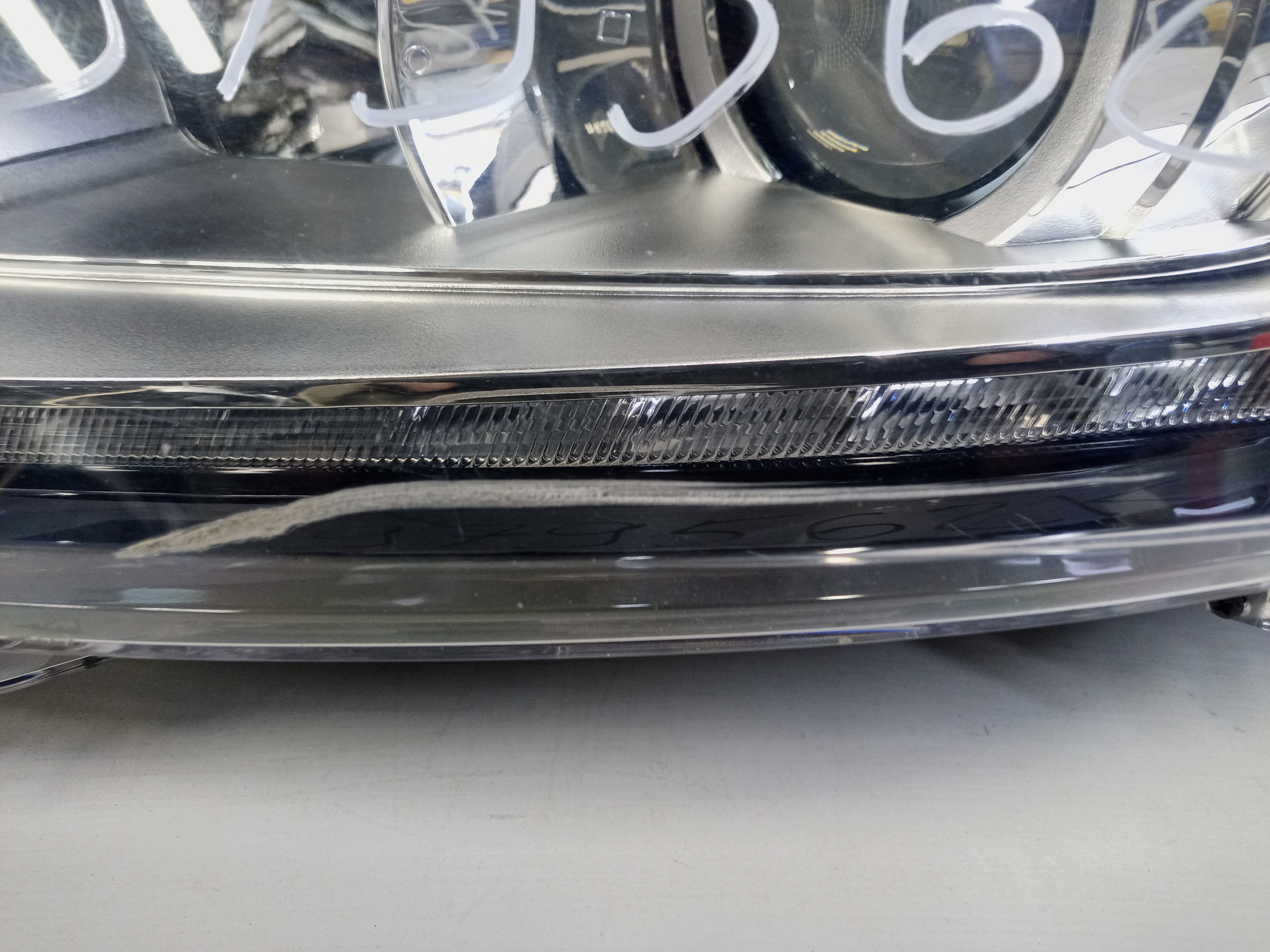 Фара передняя левая Mitsubishi Outlander 3 Restail 2 галоген