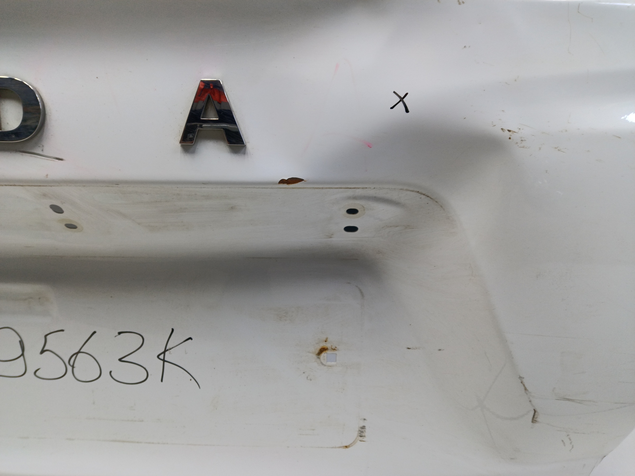 Крышка багажника Lada Granta Sedan 1 Restail