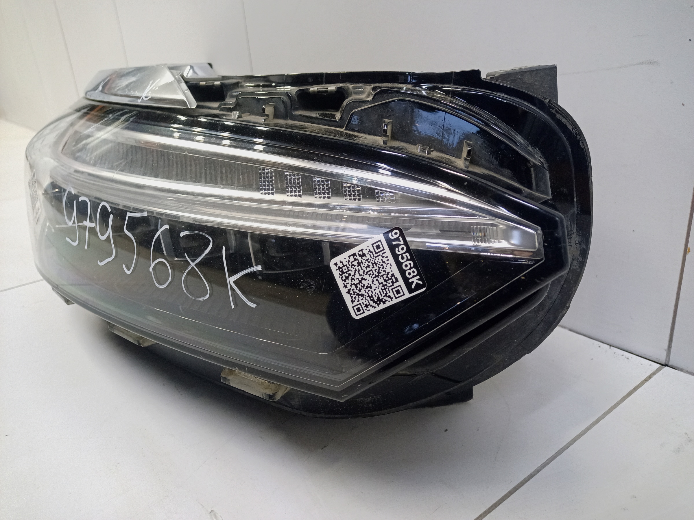 Фара передняя правая Exeed VX LED