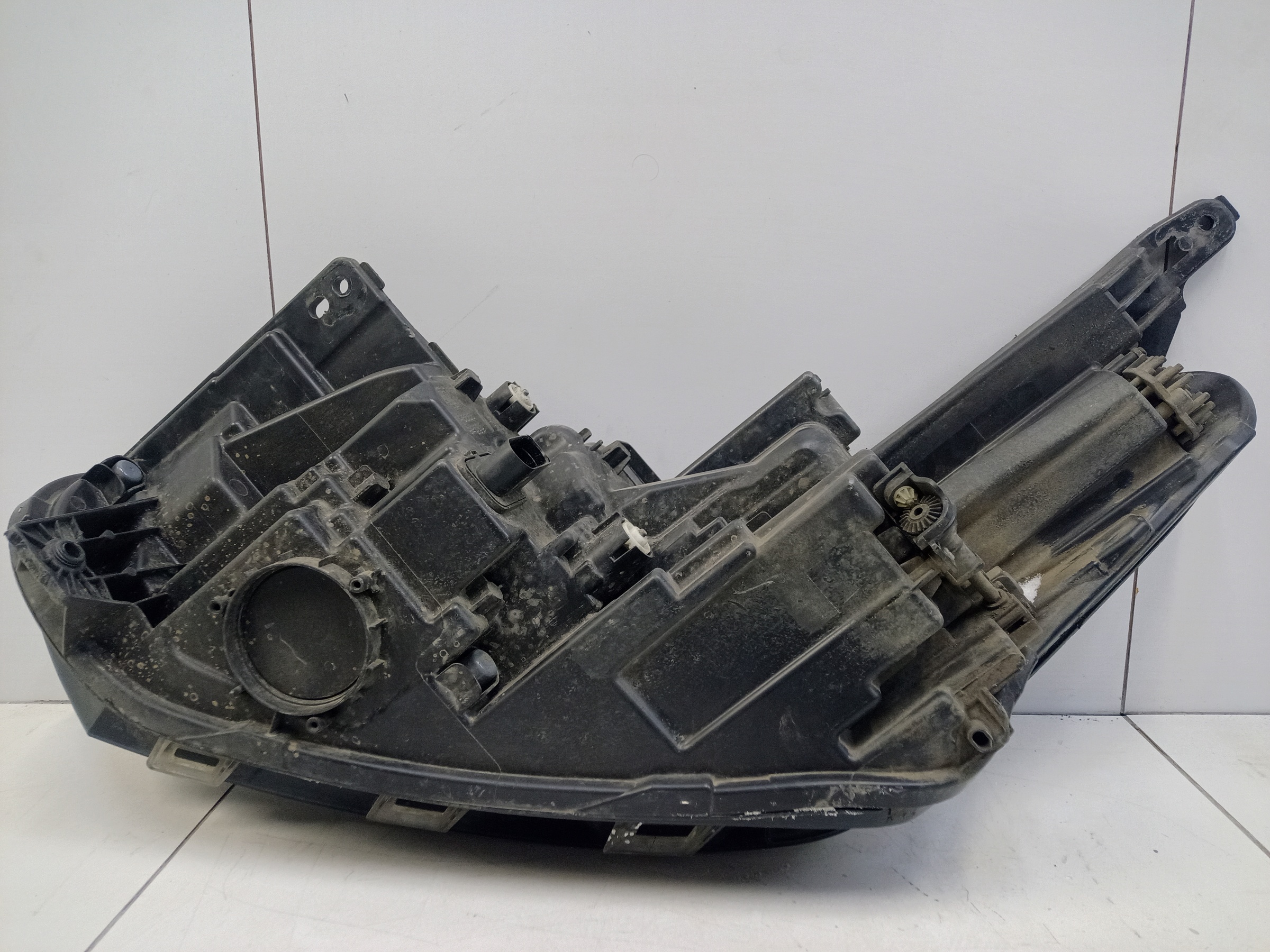 Фара передняя правая Exeed VX LED