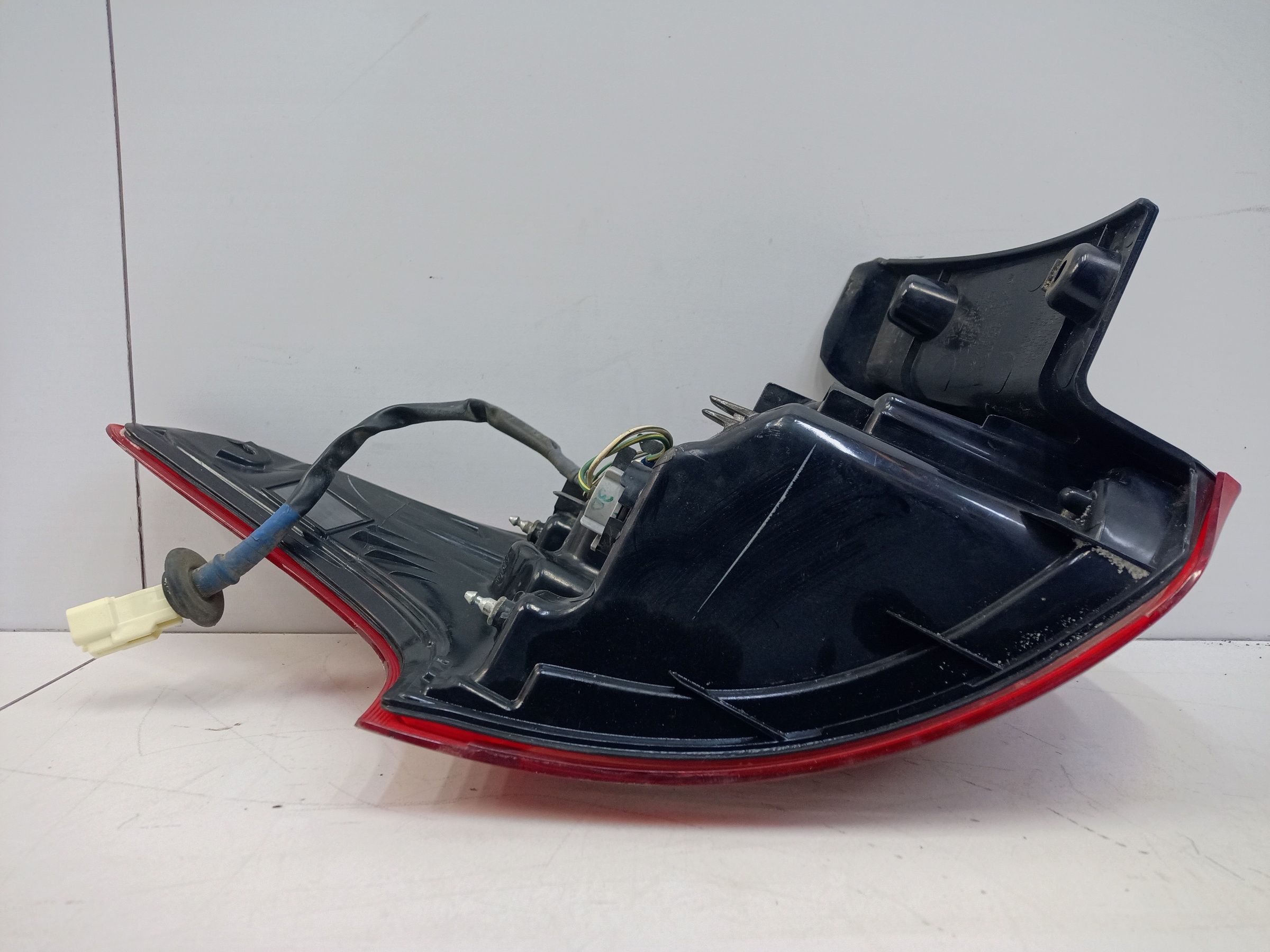 Фонарь задний правый наружный Mitsubishi Outlander 3 Restail 2 LED