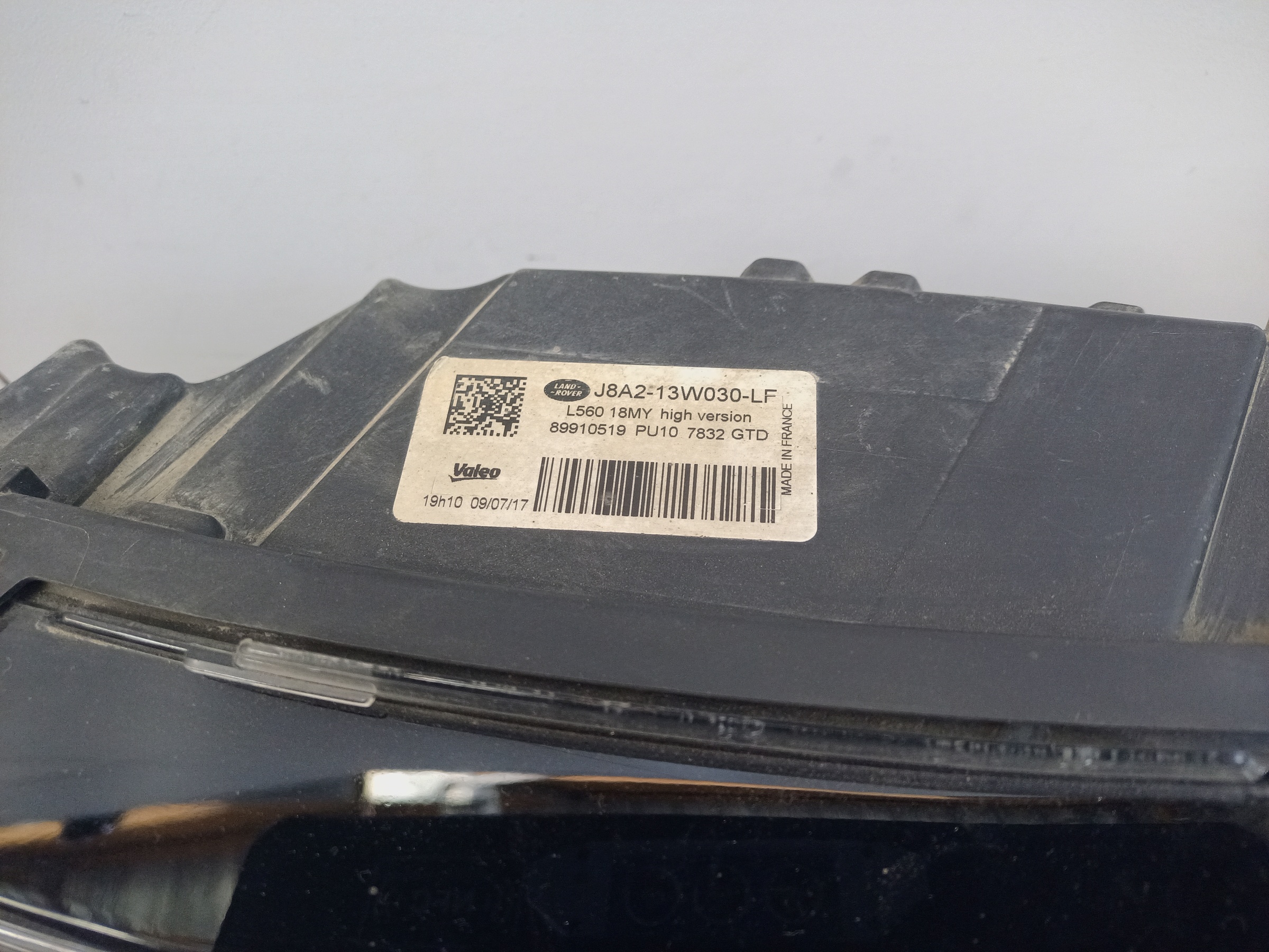 Фара передняя левая Land Rover Range Rover Velar LED