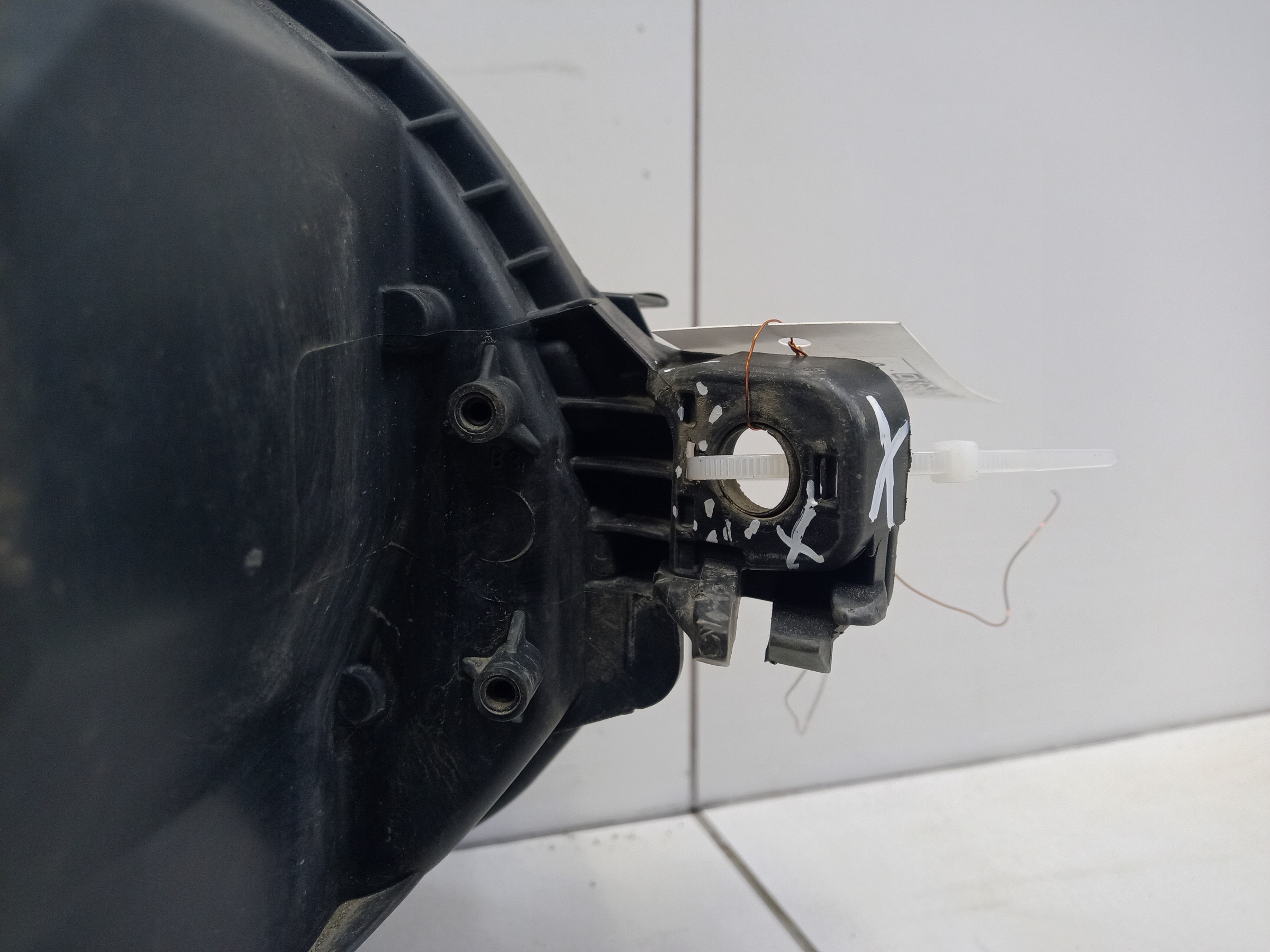 Фара передняя левая Land Rover Range Rover Velar LED