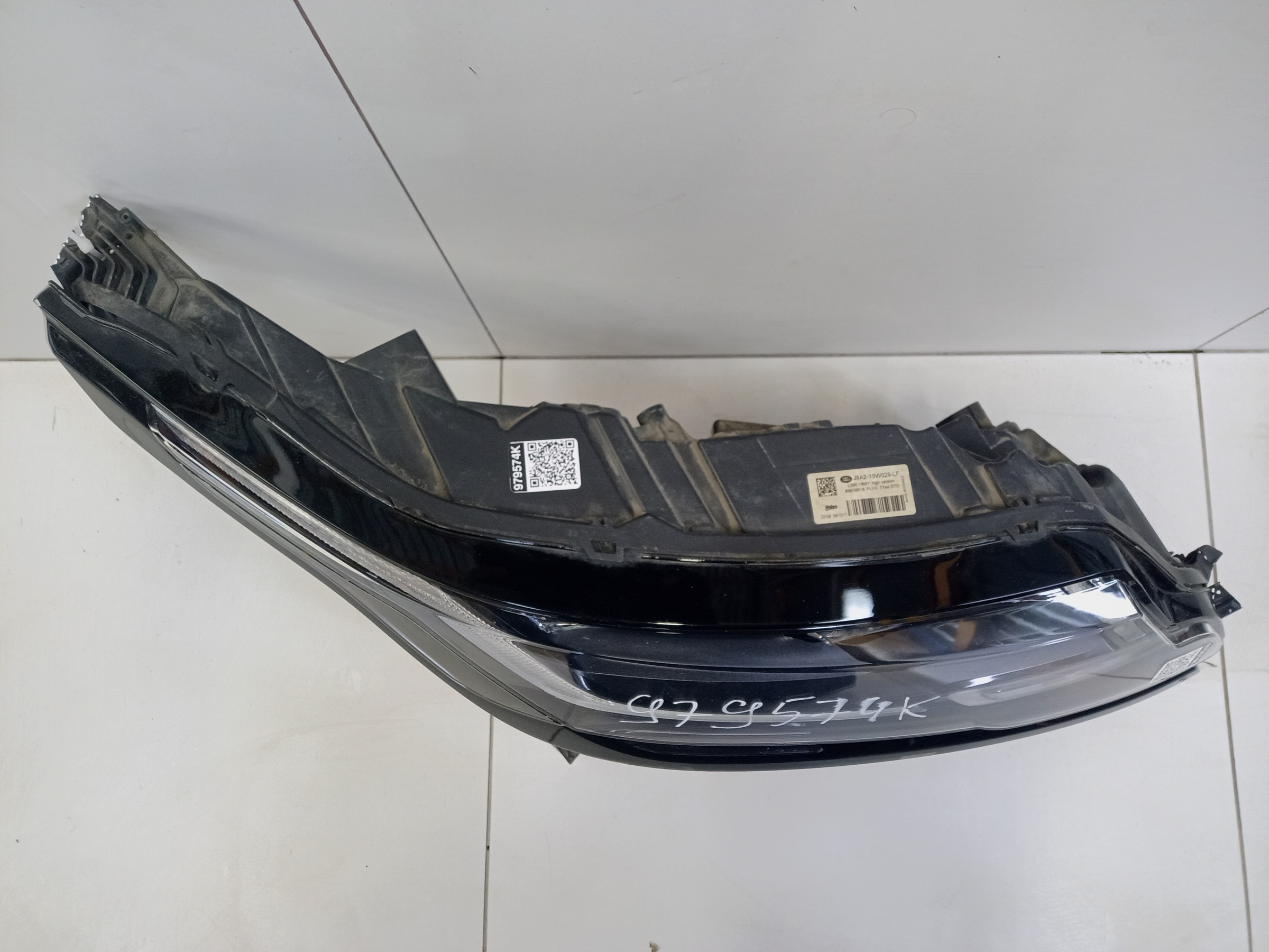 Фара передняя правая Land Rover Range Rover Velar LED