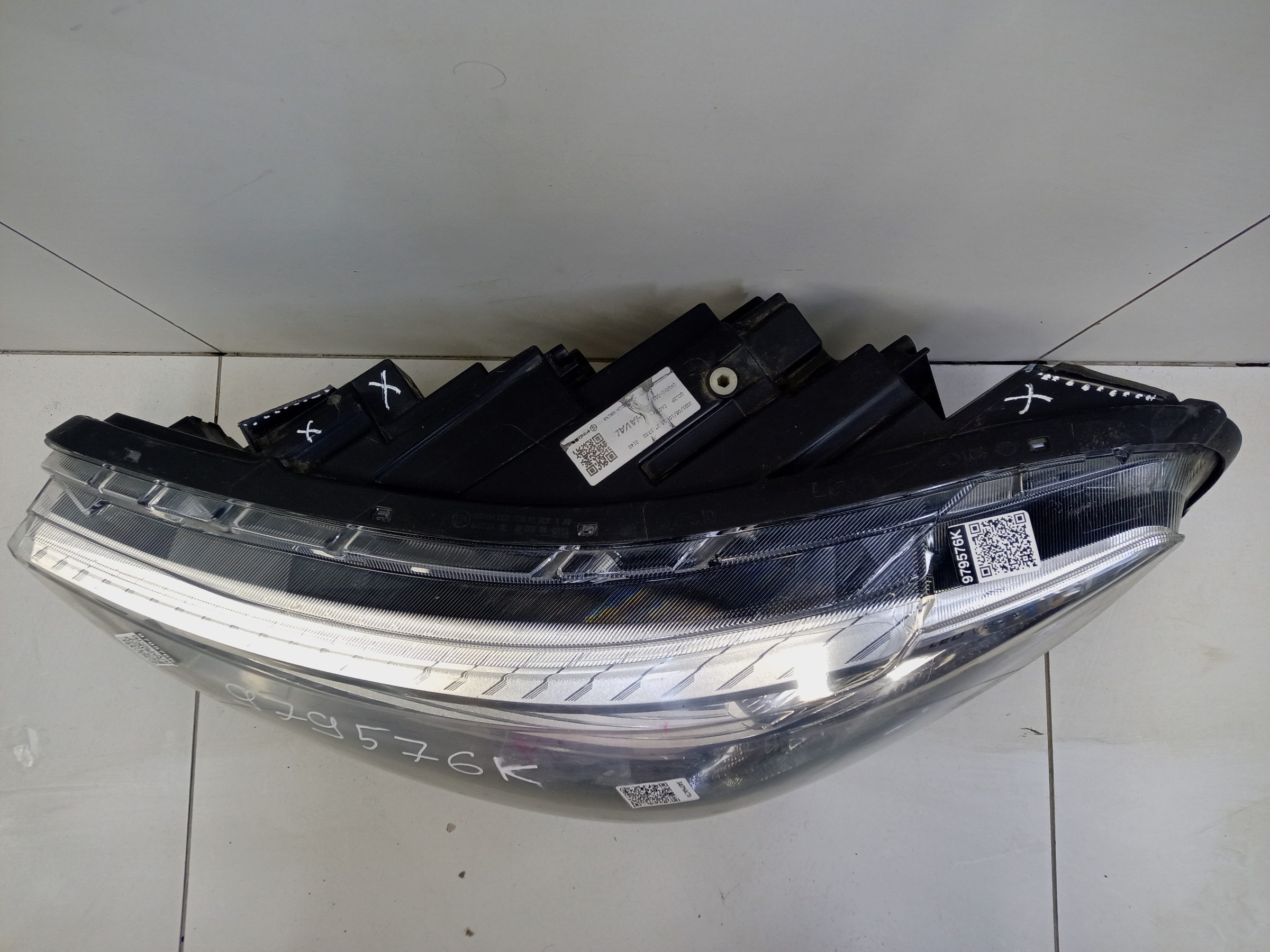 Фара передняя левая Haval Jolion LED