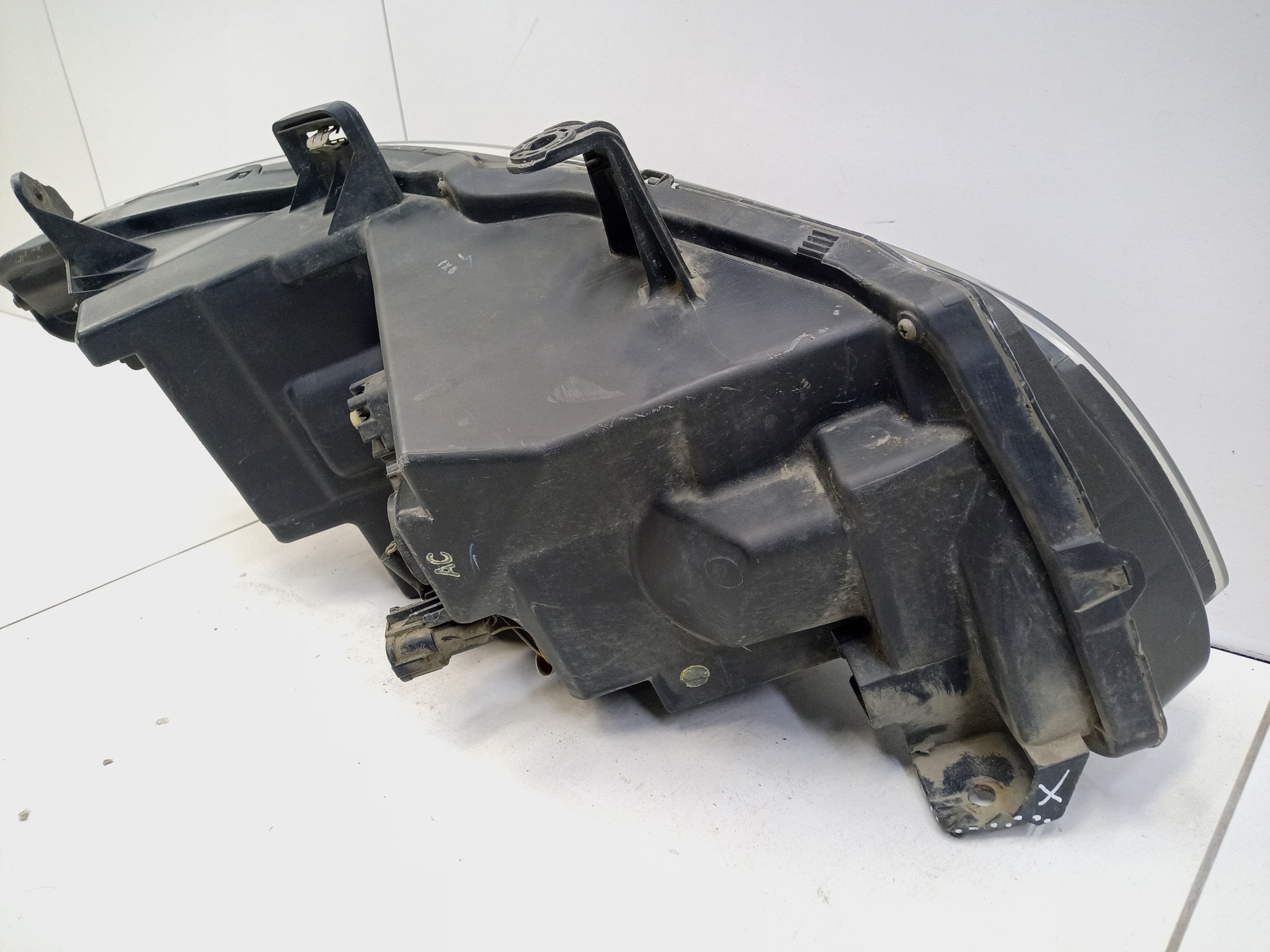 Фара передняя левая Infiniti QX80 1 Restail LED