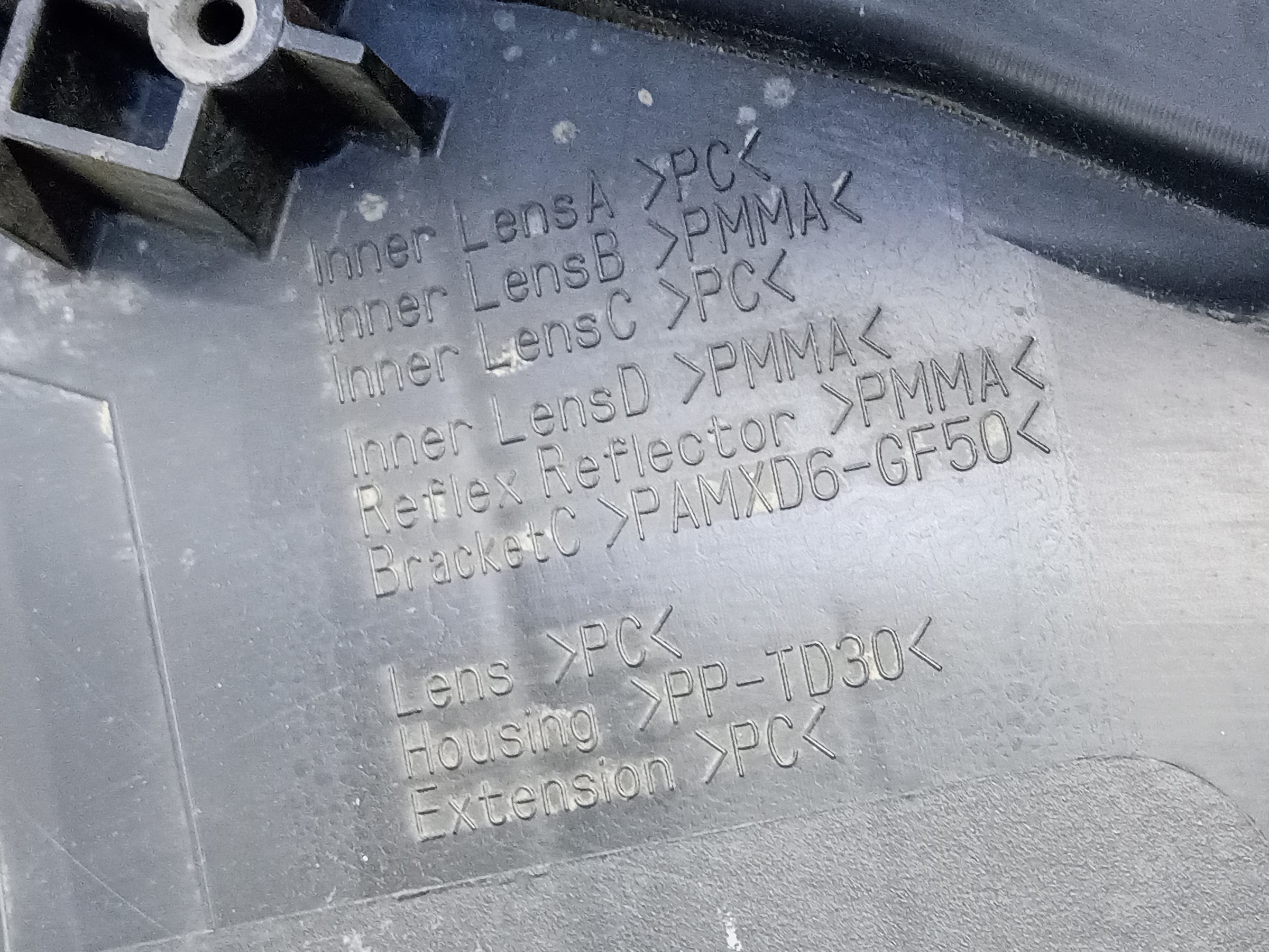 Фара передняя левая Infiniti QX80 1 Restail LED