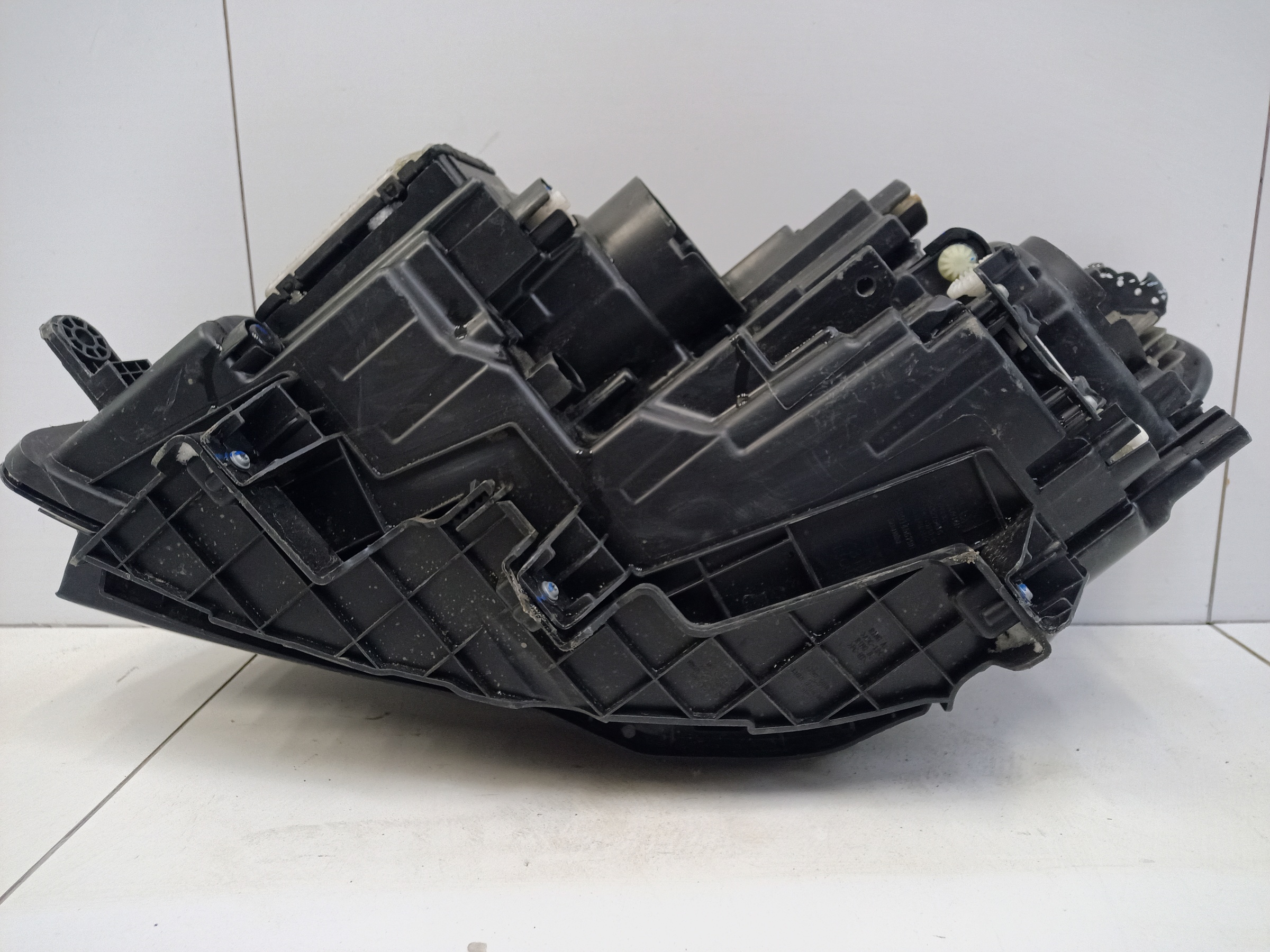 Фара передняя правая Geely Emgrand 2 LED