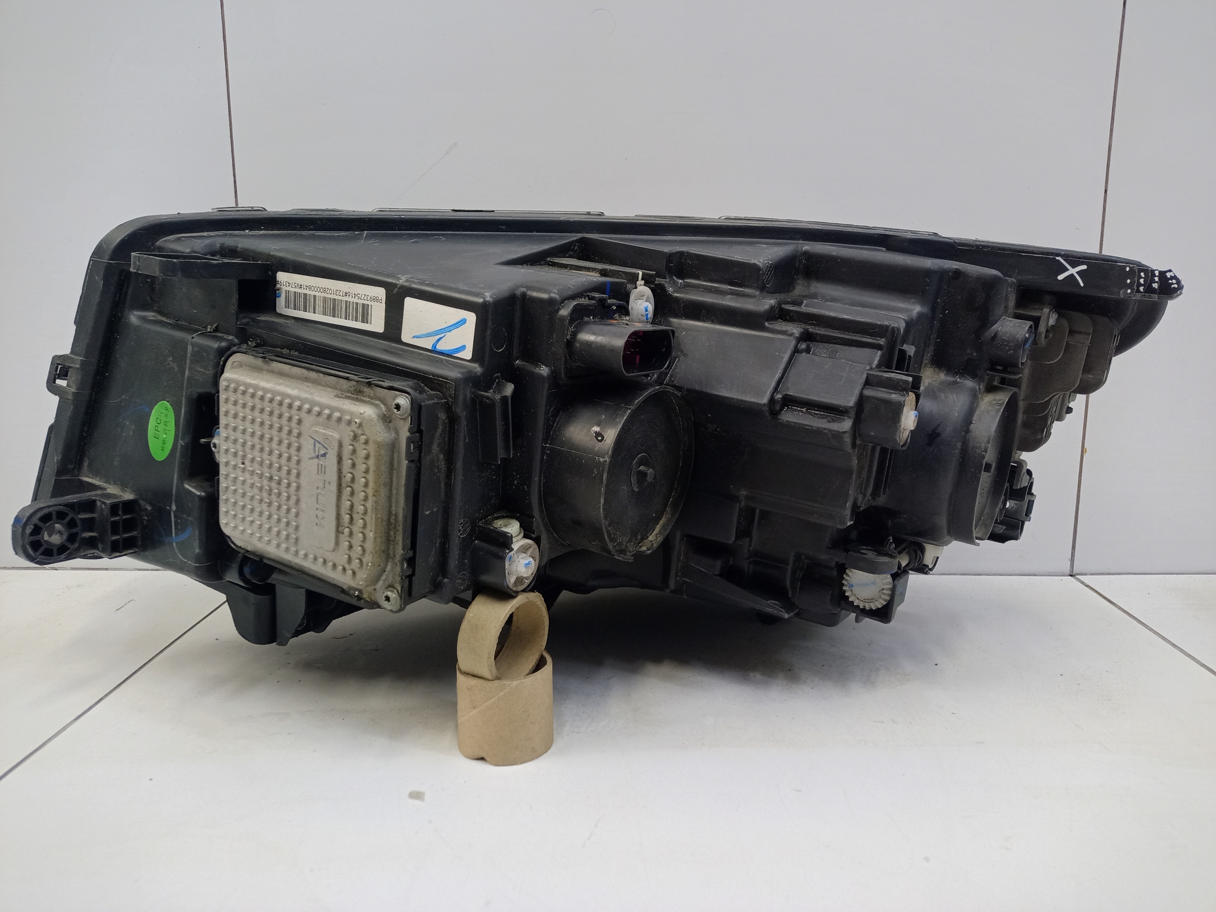 Фара передняя правая Geely Emgrand 2 LED